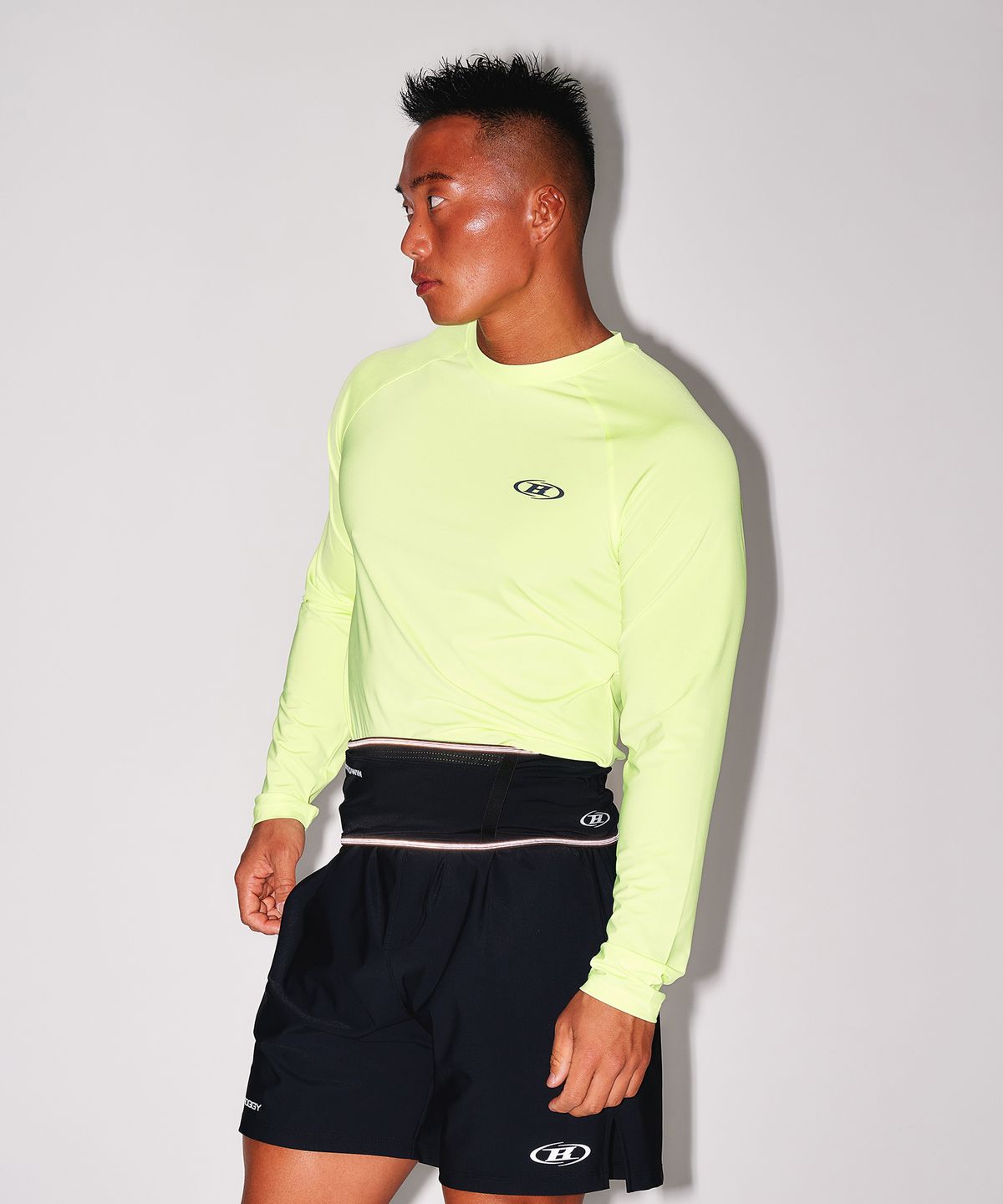 본투윈(BORN TO WIN) BRN SQUARE QUICK DRY LONG SLEEVE [NEON]