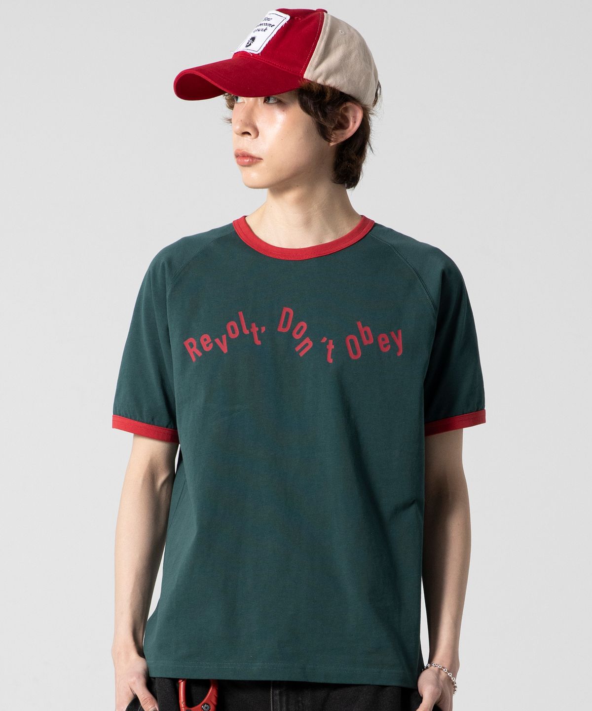 글랙(GLACK) GT127 노스탤지어 배색 링거 티셔츠 (GREEN)