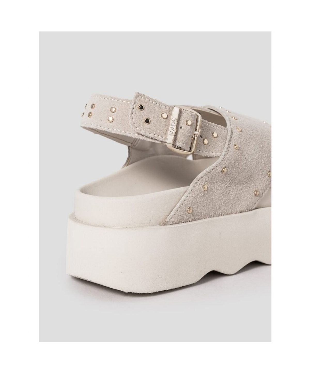 숄(SCHOLL) (WOMEN) 크로스 스트랩 스터드 샌들  브라운 (HH54K2G61D)