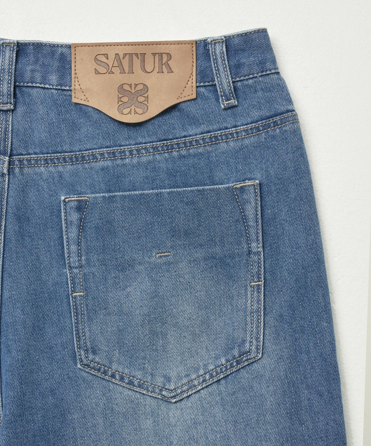 세터(SATUR) 린넨 릴렉스드 데님 팬츠 블루