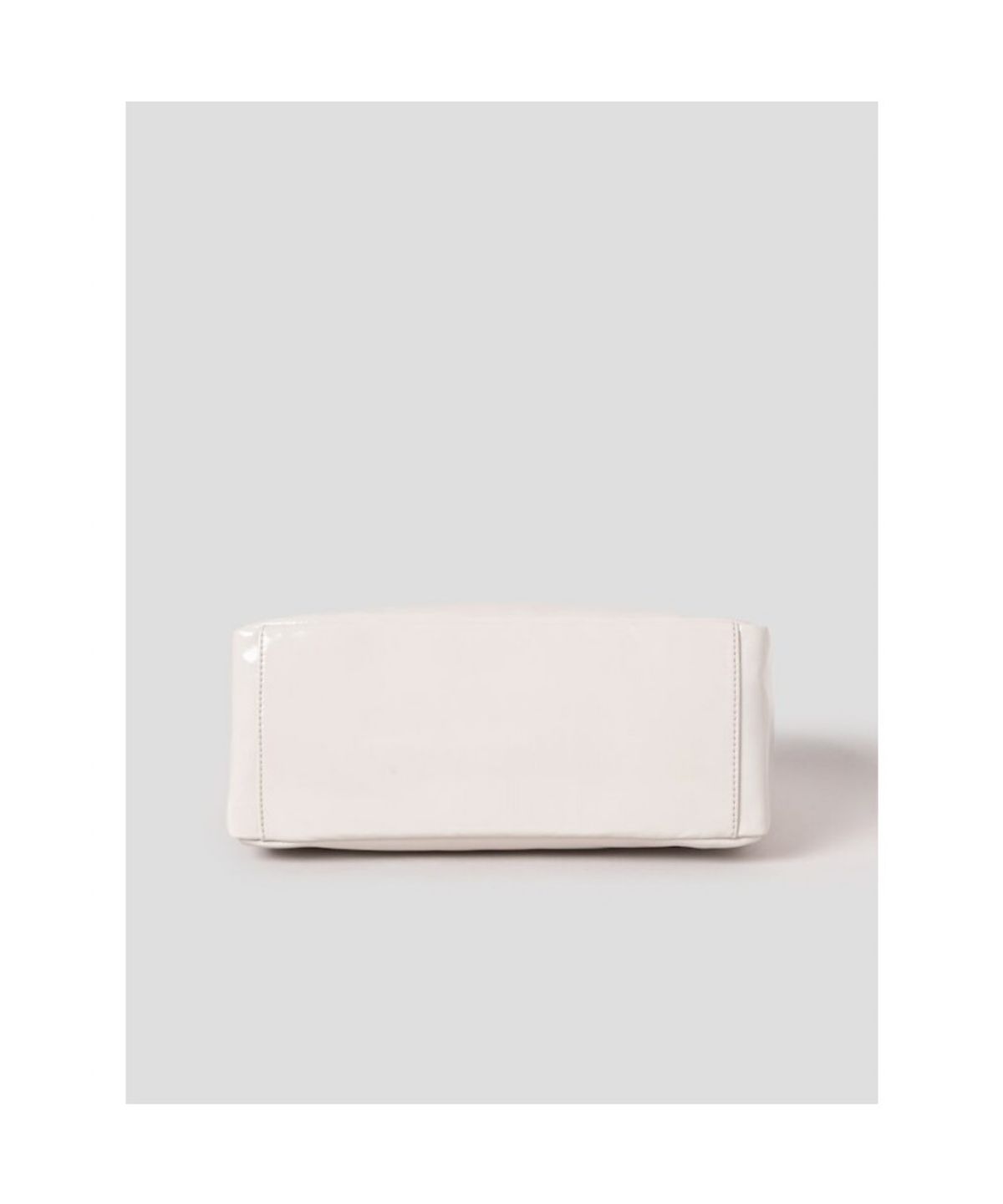 빈폴 액세서리(BEANPOLE ACCESSORY) 윈디 볼륨 토트백 - 아이보리