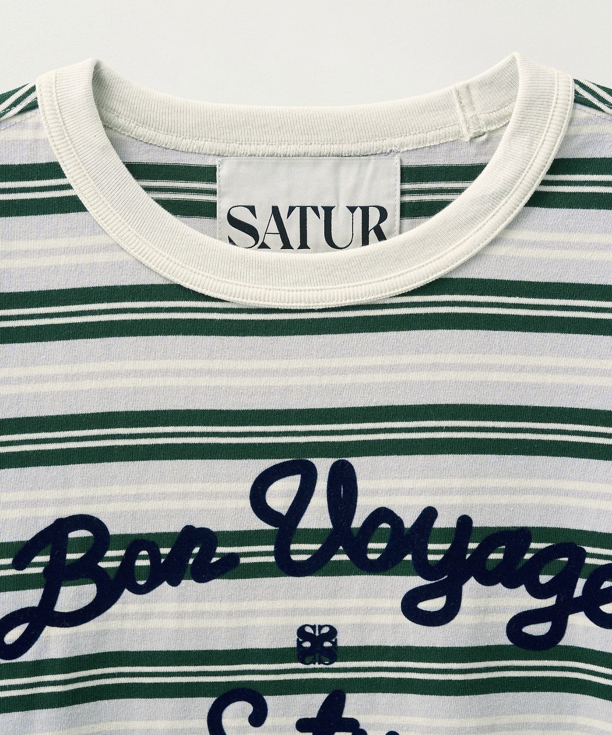 세터(SATUR) 본 보야지 스트라이프 링거 반팔 티셔츠 그린