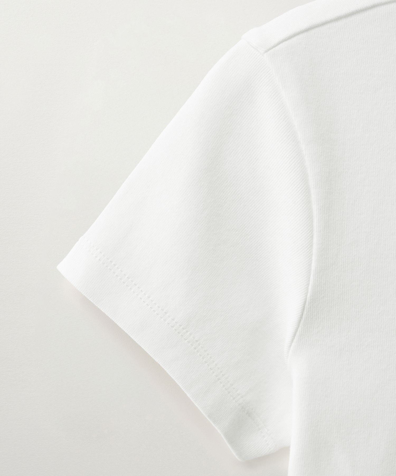 MUSINSA | SATUR (W) Bon Voyage Slim Fit Crop T-Shirt White