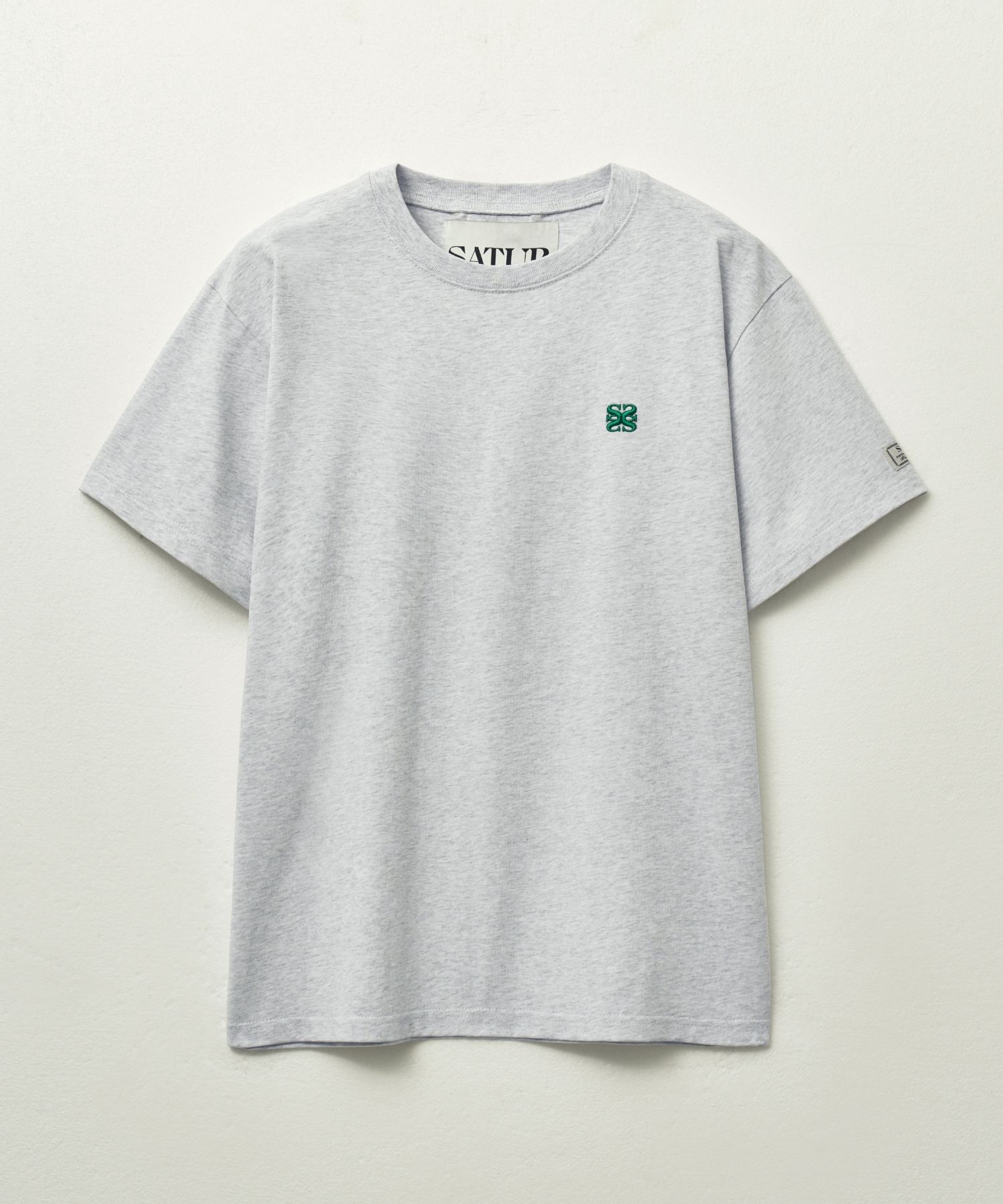 MUSINSA | SATUR Classic small logo short sleeve t-shirt