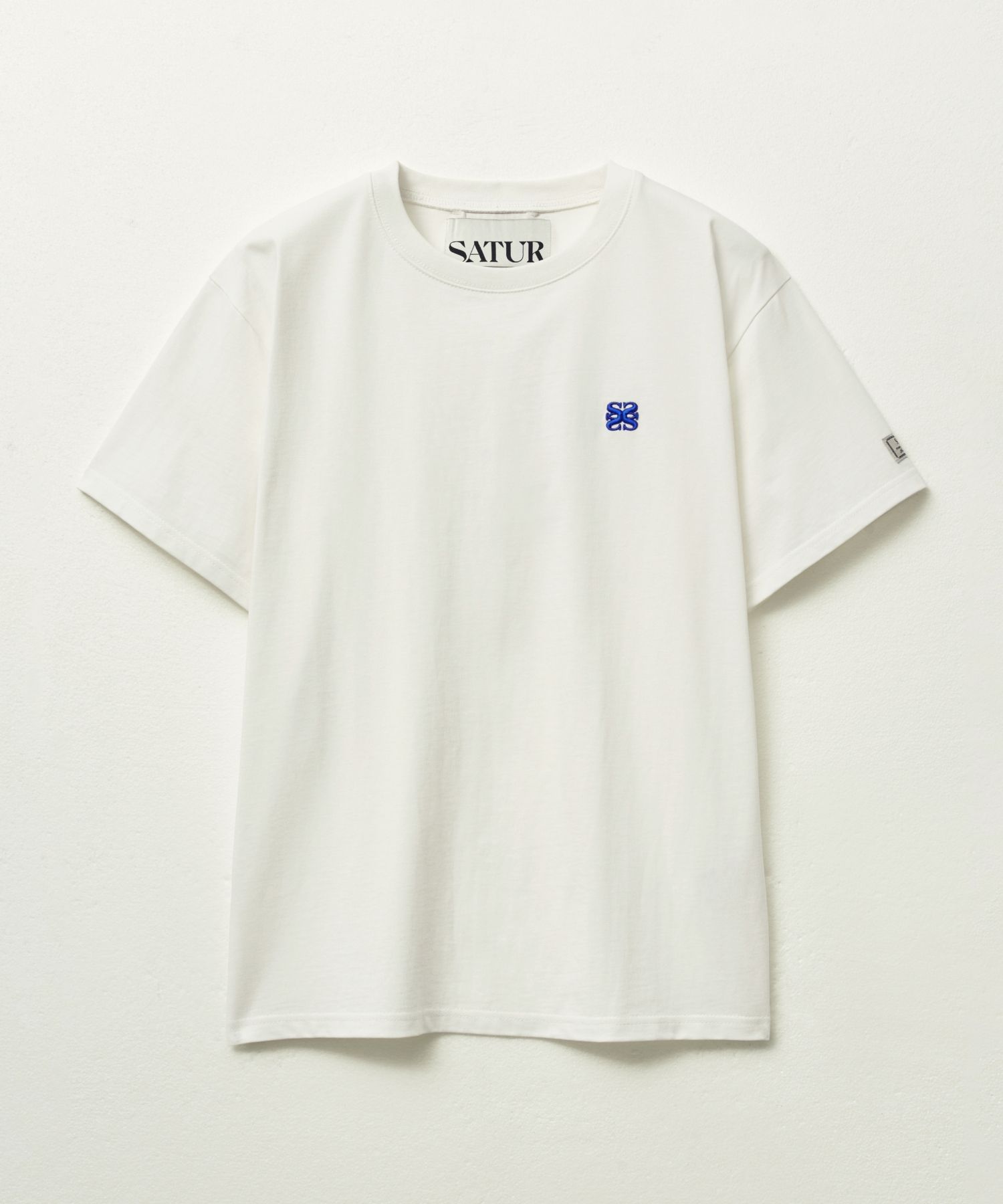 MUSINSA | SATUR Classic small logo short sleeve t-shirt white
