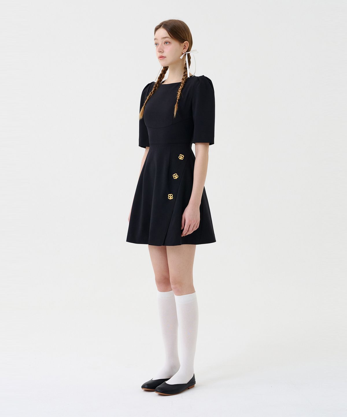 보연(VOYONN) 골드버튼 볼륨업 미니 원피스 네이비 0147