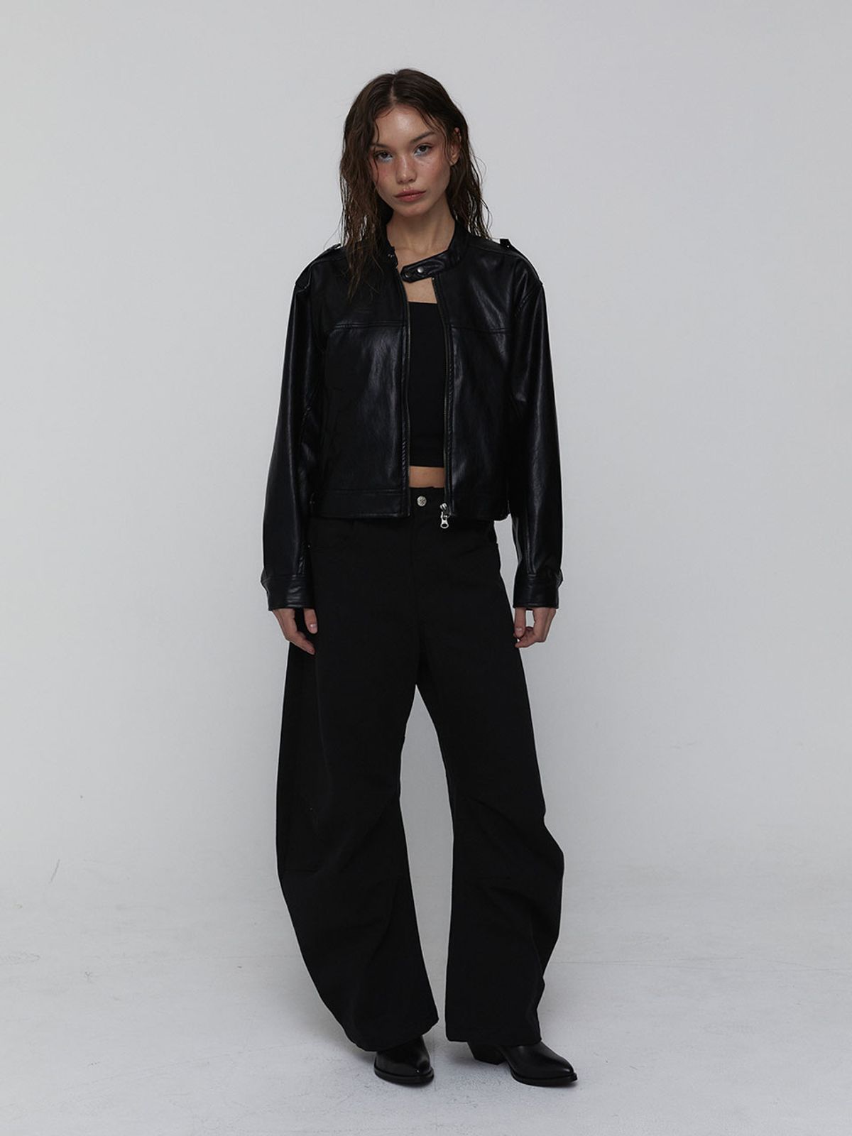 비수스(VISUS) Curved Cotton Pants_Black