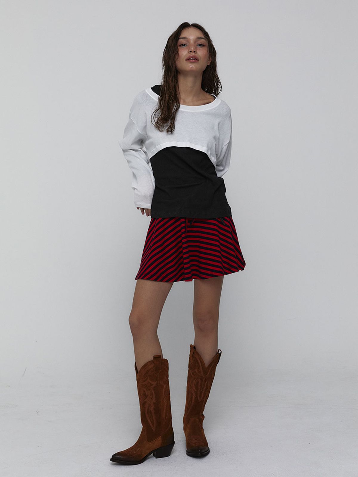 비수스(VISUS) Striped Mini Skirt_Red