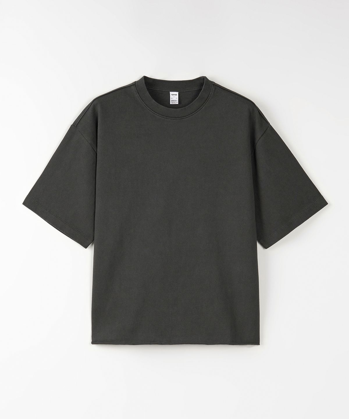 토피(TOFFEE) 피그먼트 크롭드 티 (CHARCOAL)