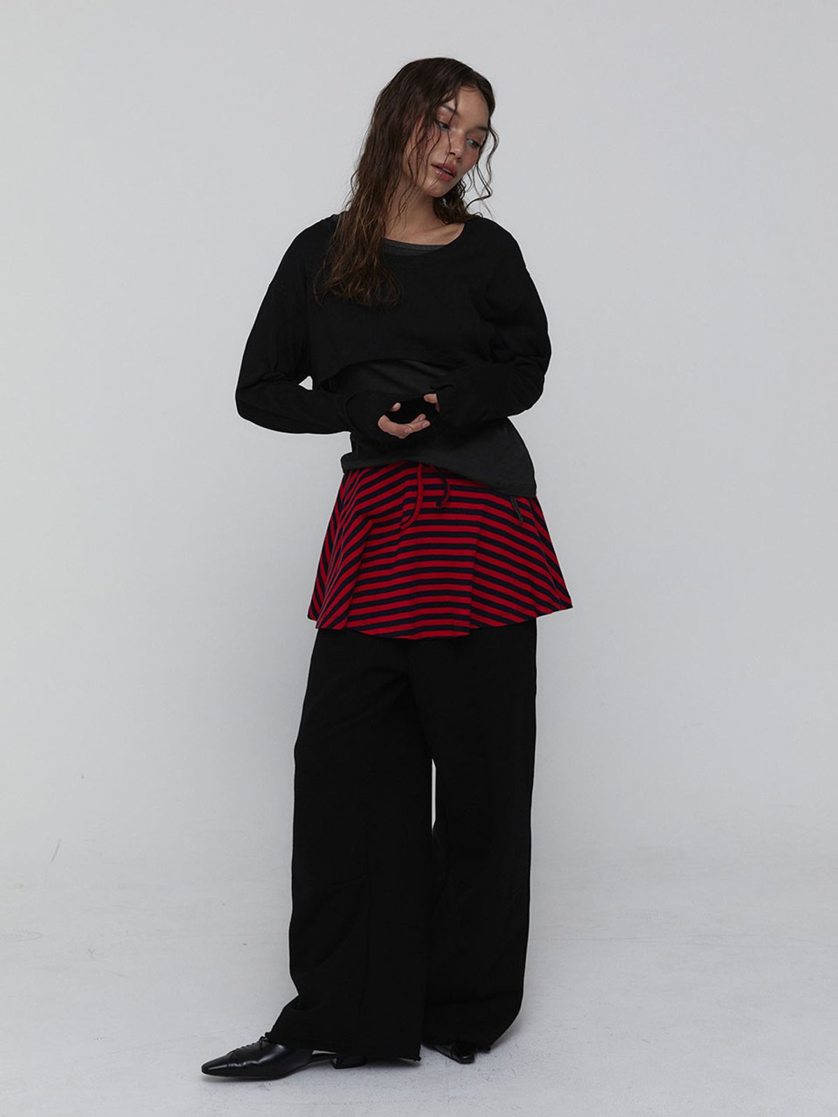 비수스(VISUS) Cotton Cropped Top_Black