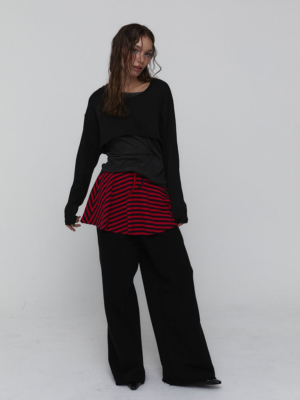 비수스(VISUS) Cotton Cropped Top_Black