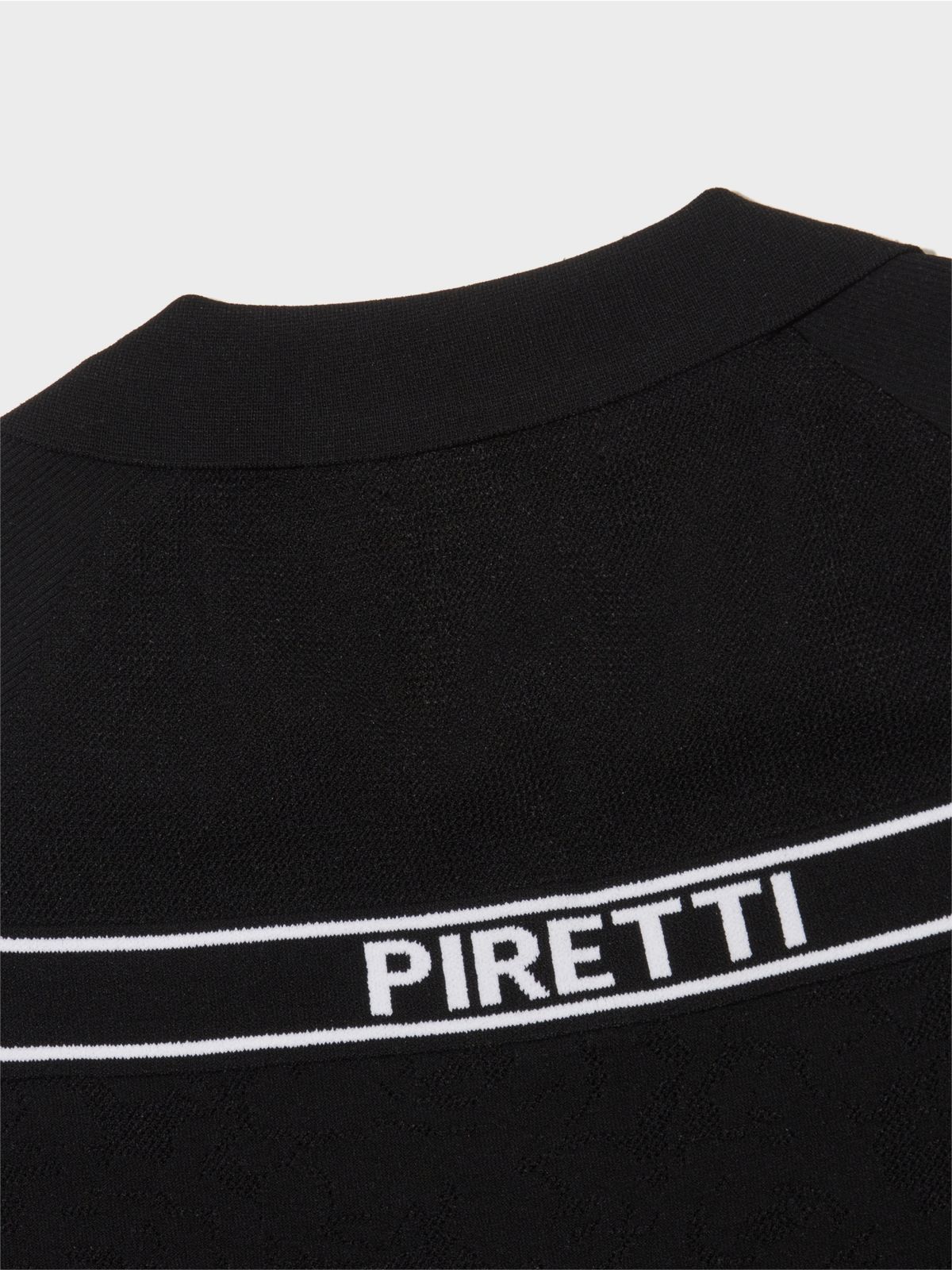 피레티(PIRETTI) 투터로즈 슬리브리스 니트 W_Black