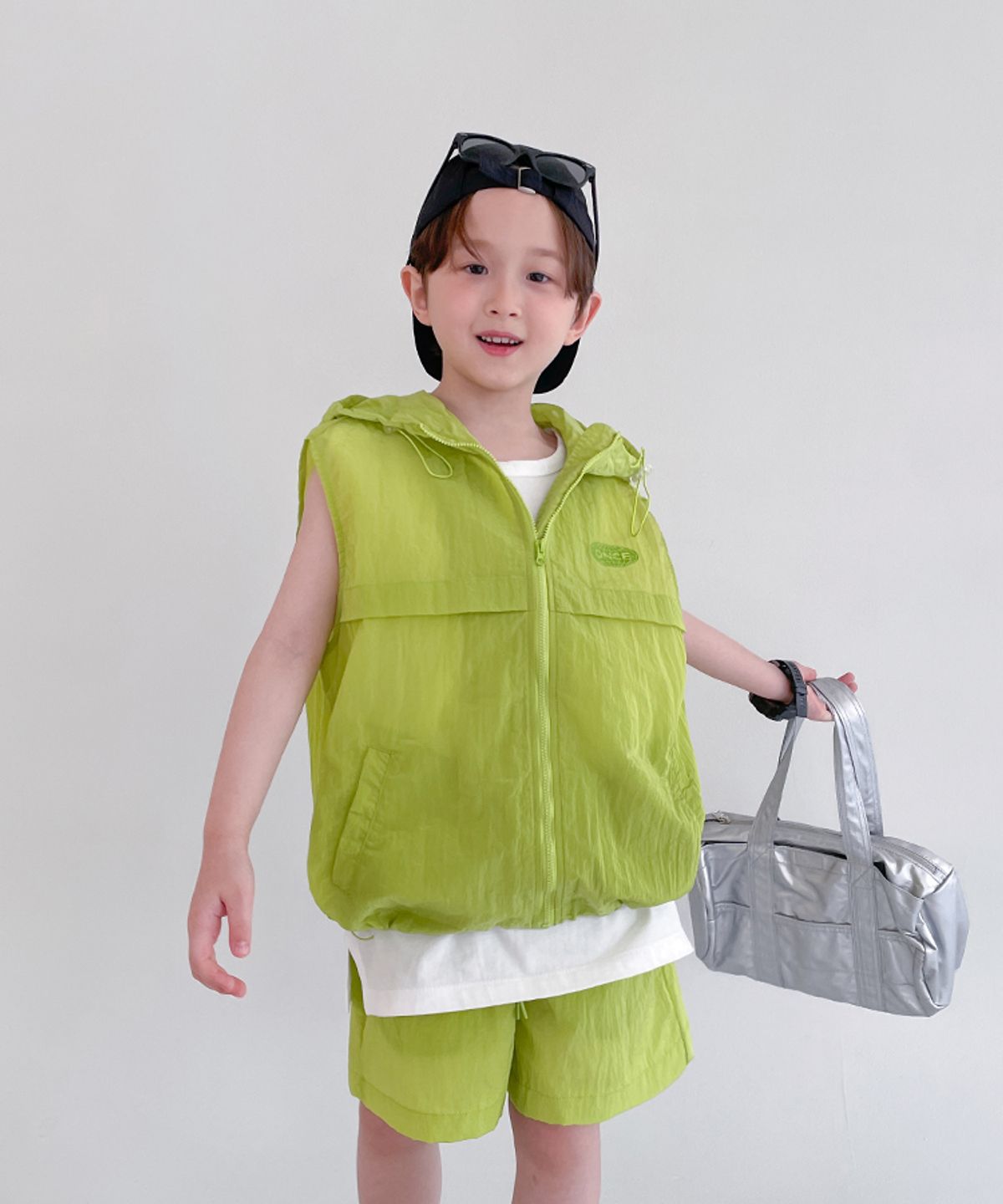베리클로젯(BERRYCLOSET) 원스 나일론 후드 조끼