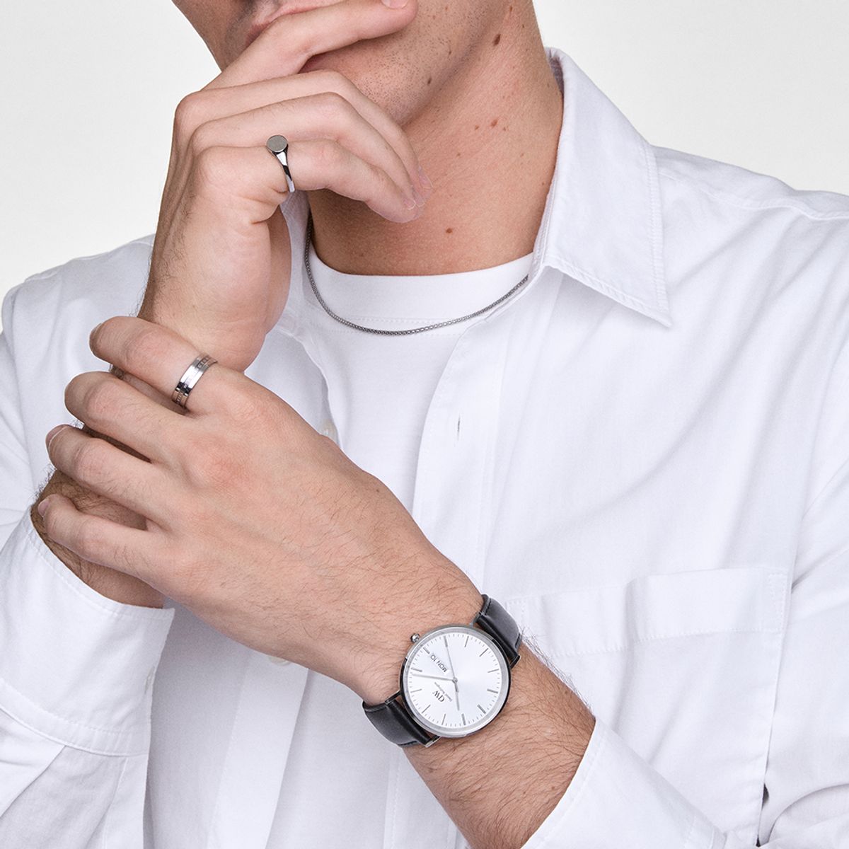 다니엘 웰링턴(DANIEL WELLINGTON) CLASSIC DAY DISPLAY SHEFFIELD SILVER 레더워치