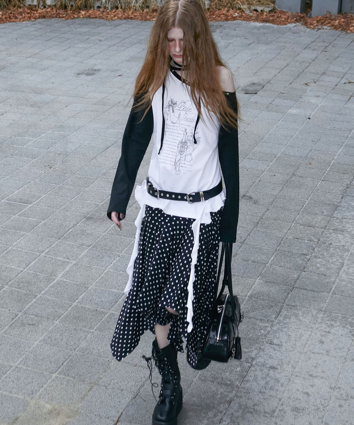 낫노잉(NOTKNOWING) One Shoulder Raglan Ruffle Top (WHITE)