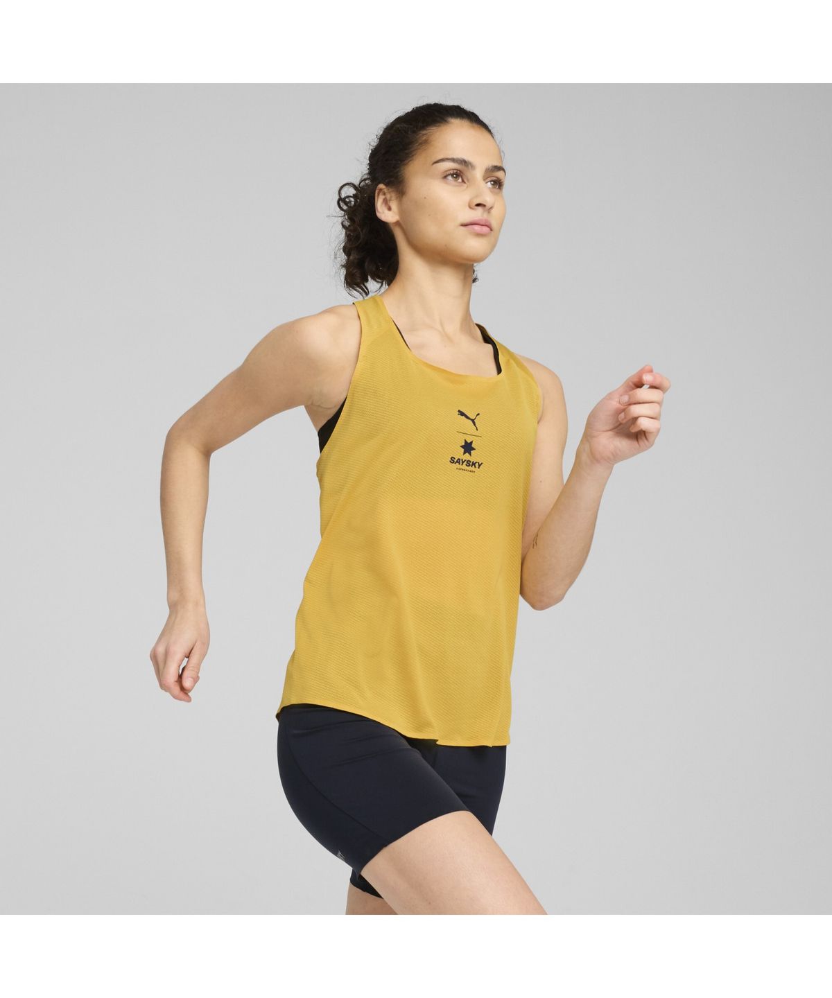 푸마(PUMA) 푸마 x 세이스카이 러닝 싱글렛 W PUMA X SAYSKY SINGLET (52722462)