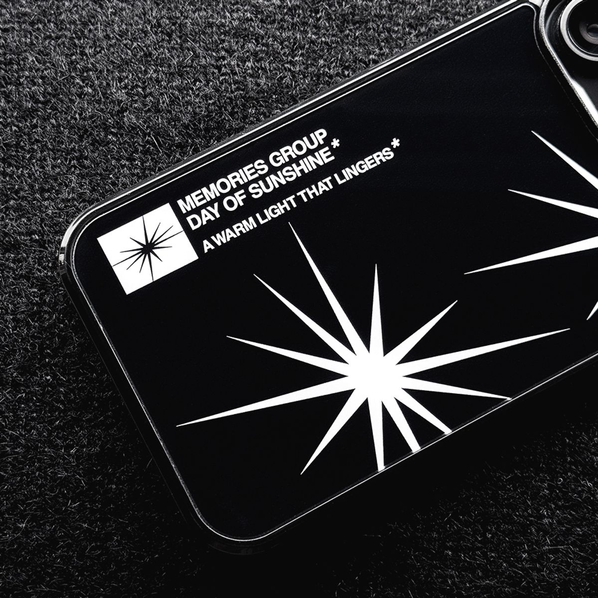 메모리즈바운더리(MEMORIESBOUNDARY) Radiant Days Graphic Phone Case(Glass_BK)/(MagSafe)