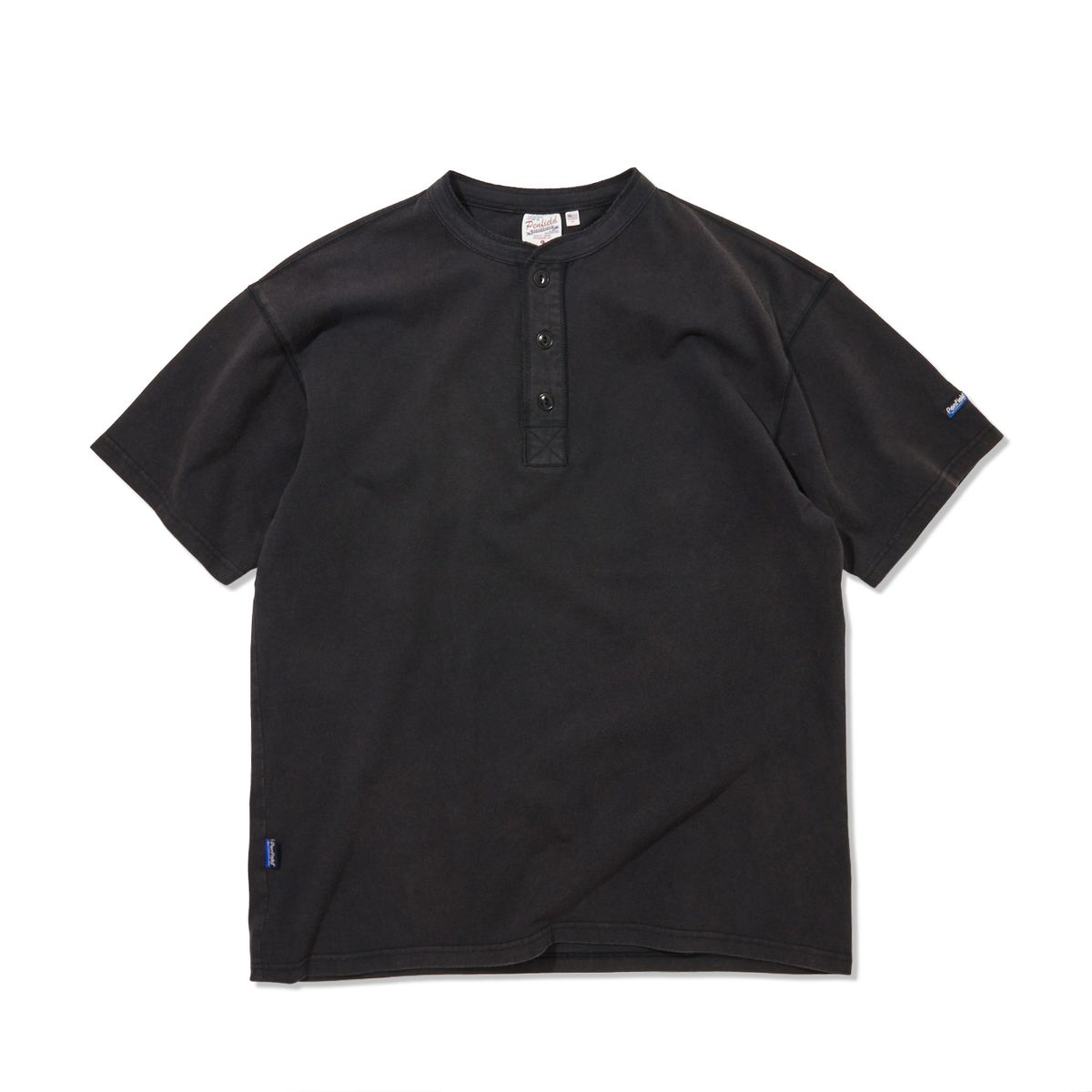펜필드(PENFIELD) 페이디드 코튼 헨리넥 숏 슬리브 블랙_FR2KT47U