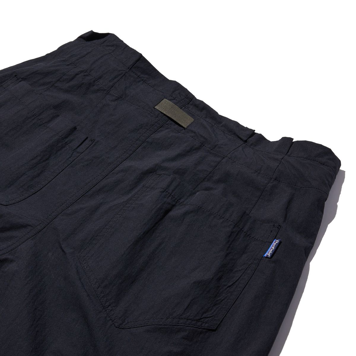 펜필드(PENFIELD) CN 하이웨이스트 투턱 벌룬팬츠 블랙_FR2WP52U