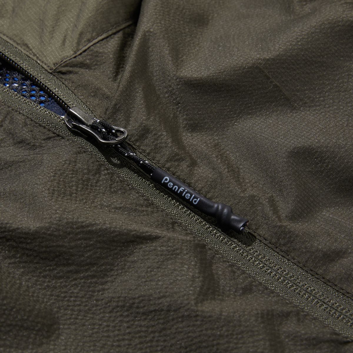 펜필드(PENFIELD) 나일론 컬러 블락 유틸리티 후드 베스트 올리브_FR2WV51F