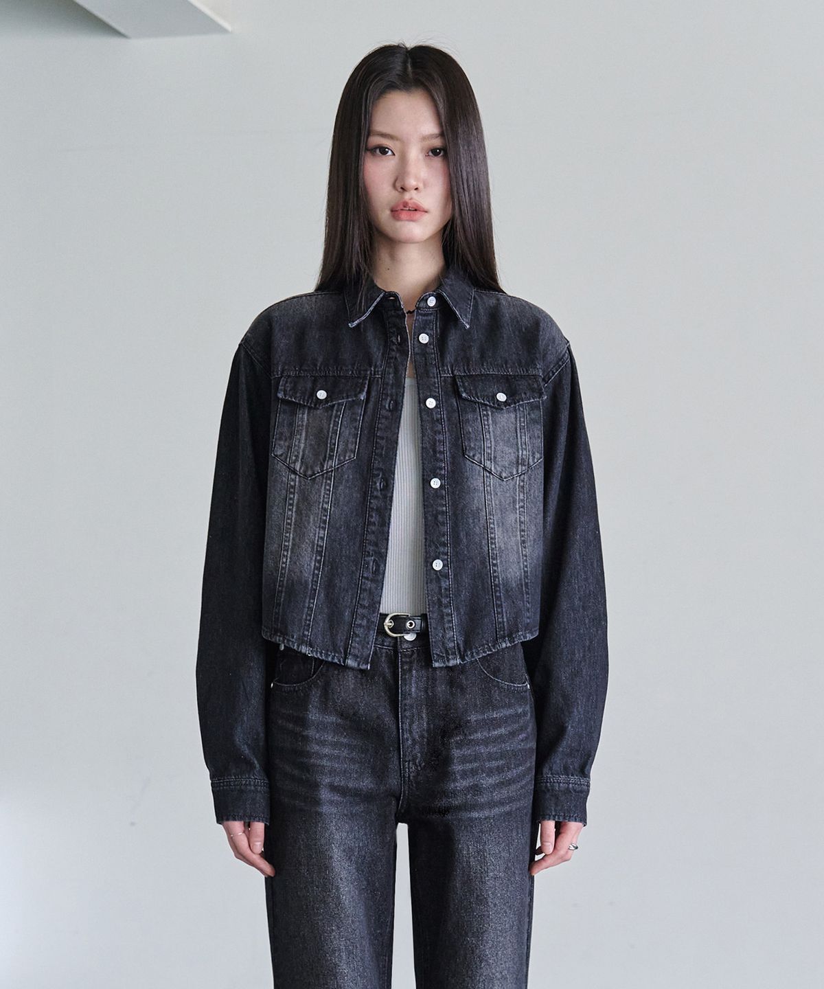 데케트 우먼(DECET WOMEN) Cropped Denim Shirts DCWSH001BlackA