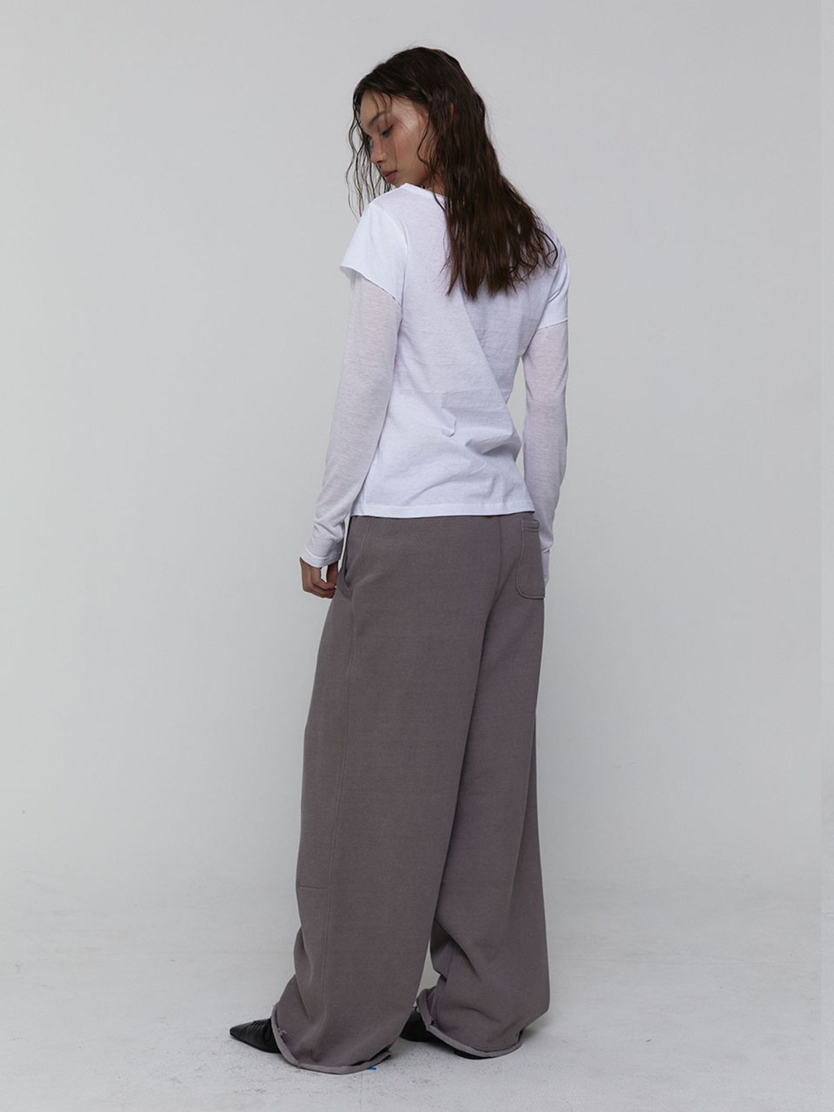 비수스(VISUS) Layered Long Sleeve Top_White