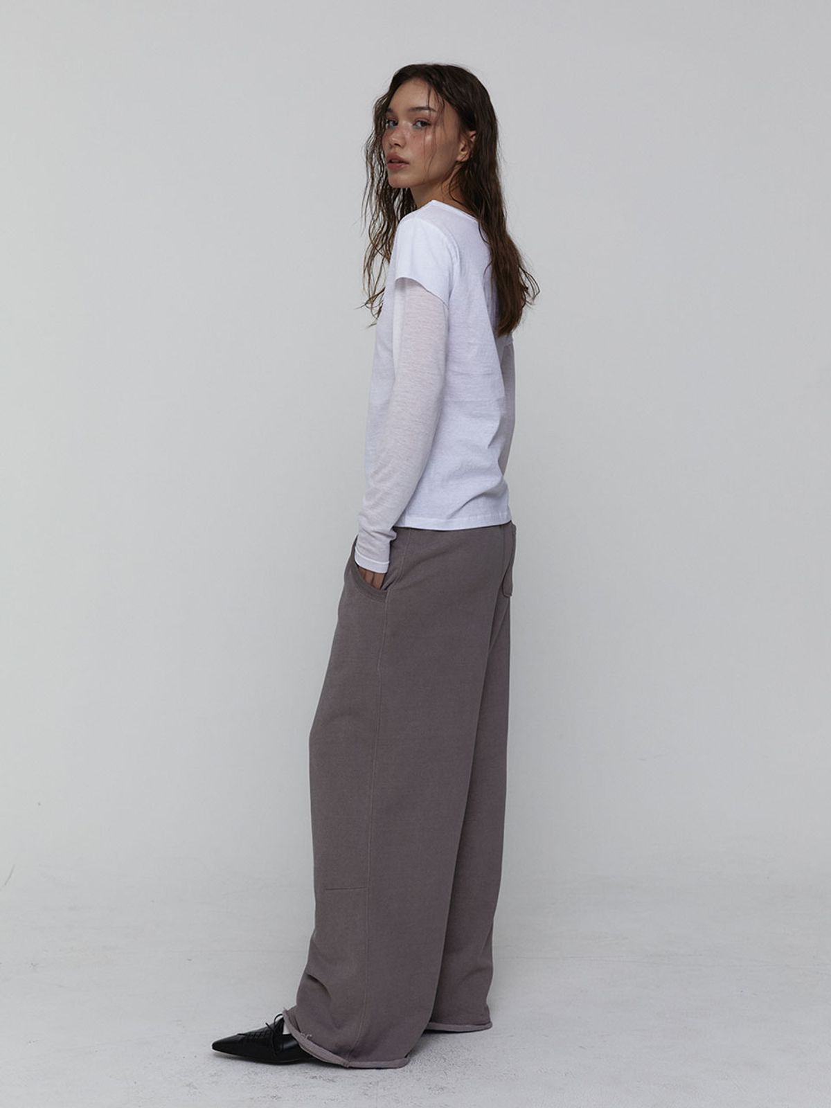 비수스(VISUS) Layered Long Sleeve Top_White