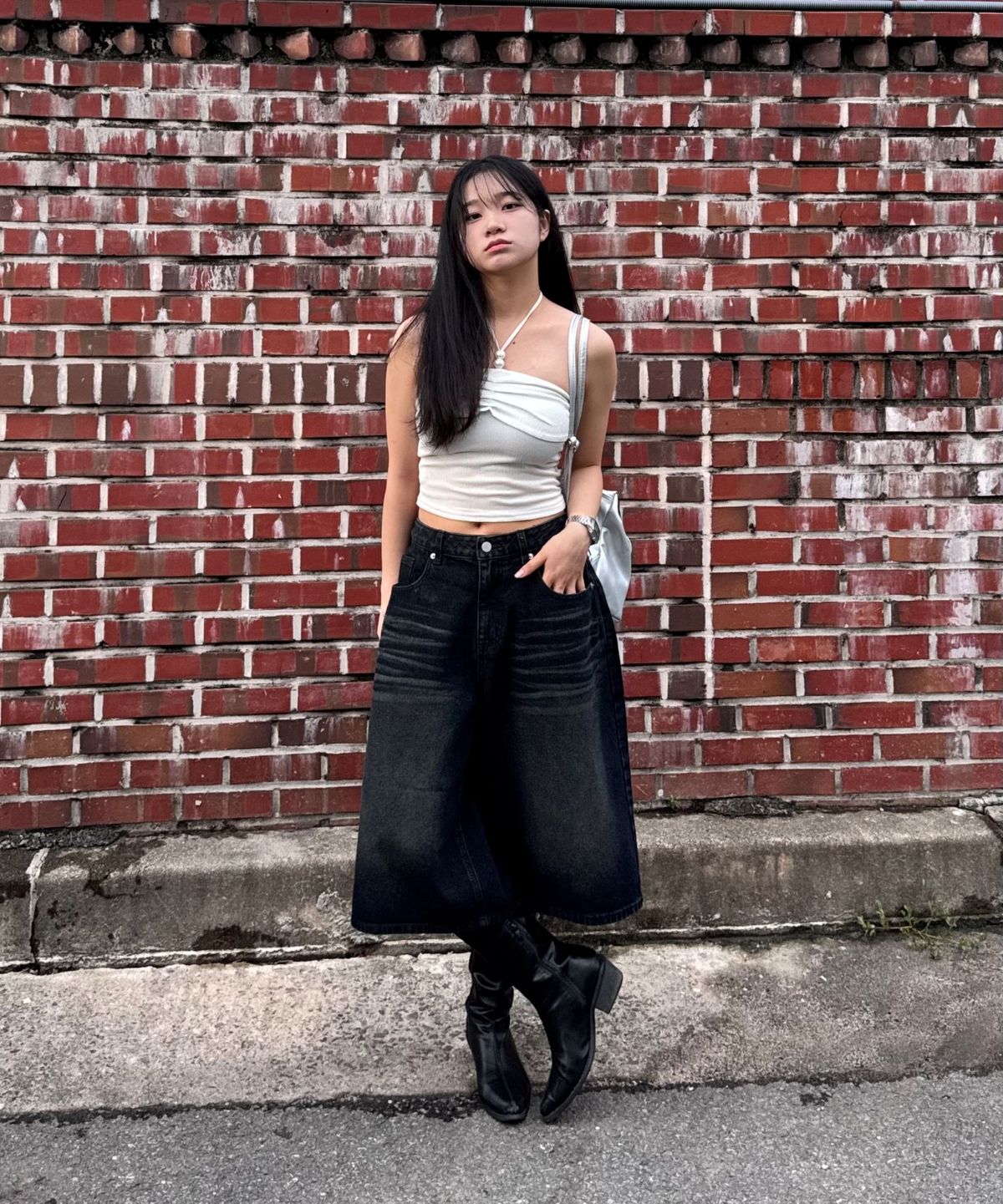 토피(TOFFEE) 워시드 버뮤다 데님 팬츠 (DEEP BLUE BLACK)