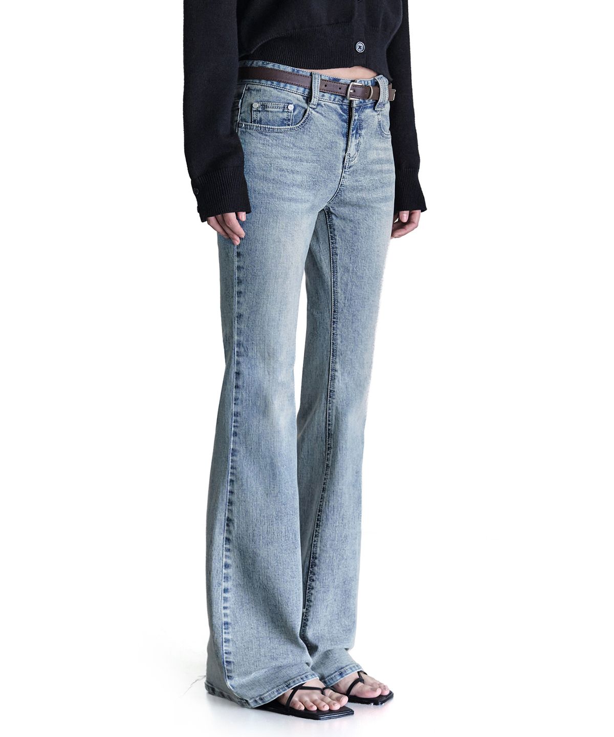데케트 우먼(DECET WOMEN) Signature Slim Low Rise Flared Jeans DCWPT006LBlueB