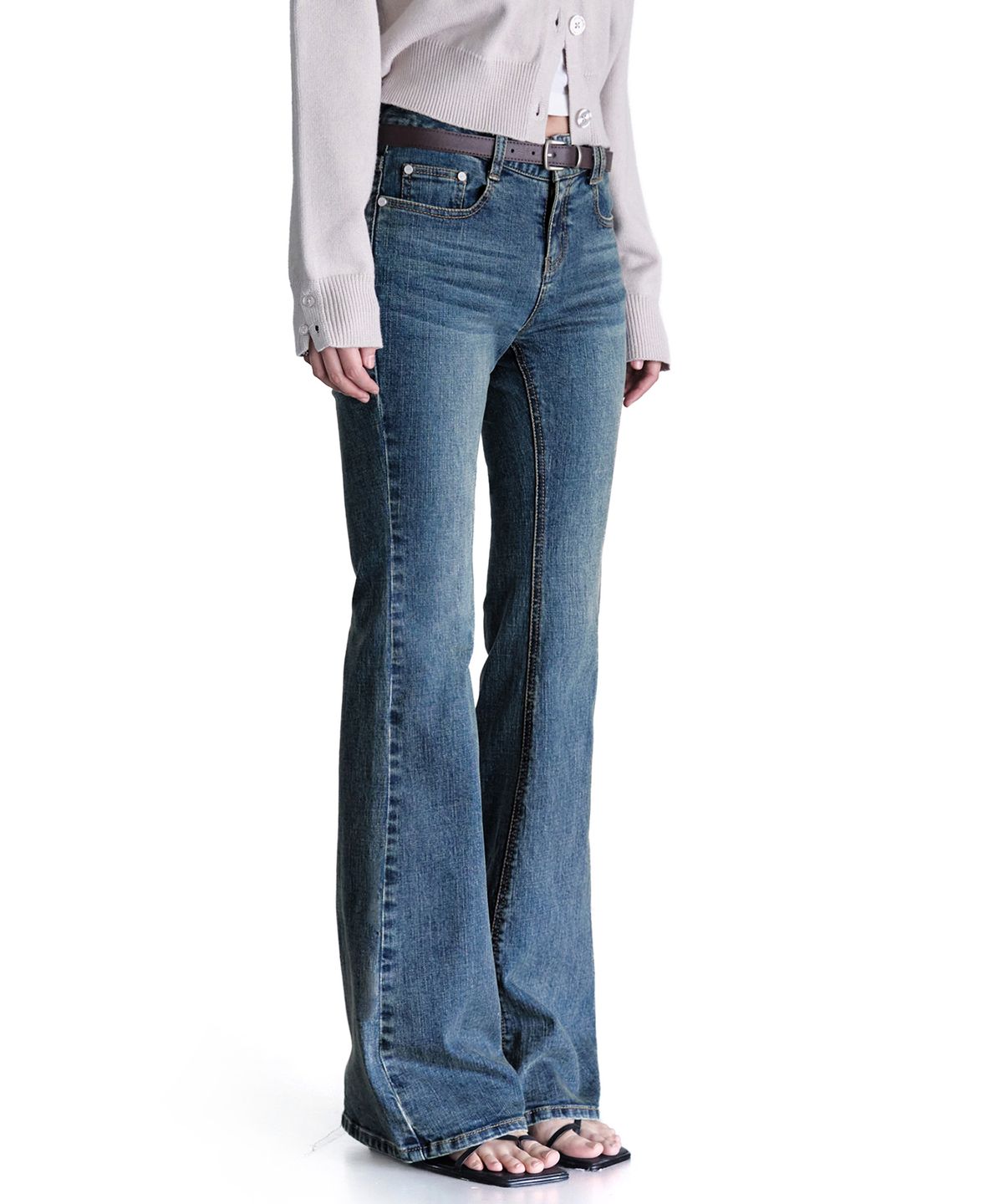 데케트 우먼(DECET WOMEN) Signature Slim Low Rise Flared Jeans DCWPT006BlueB