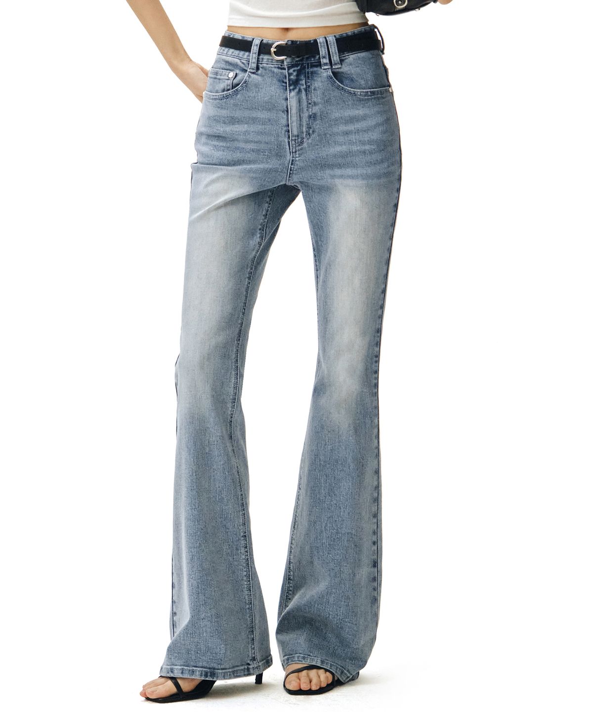 데케트 우먼(DECET WOMEN) Signature Slim Flared Jeans DCWPT005LBlueB
