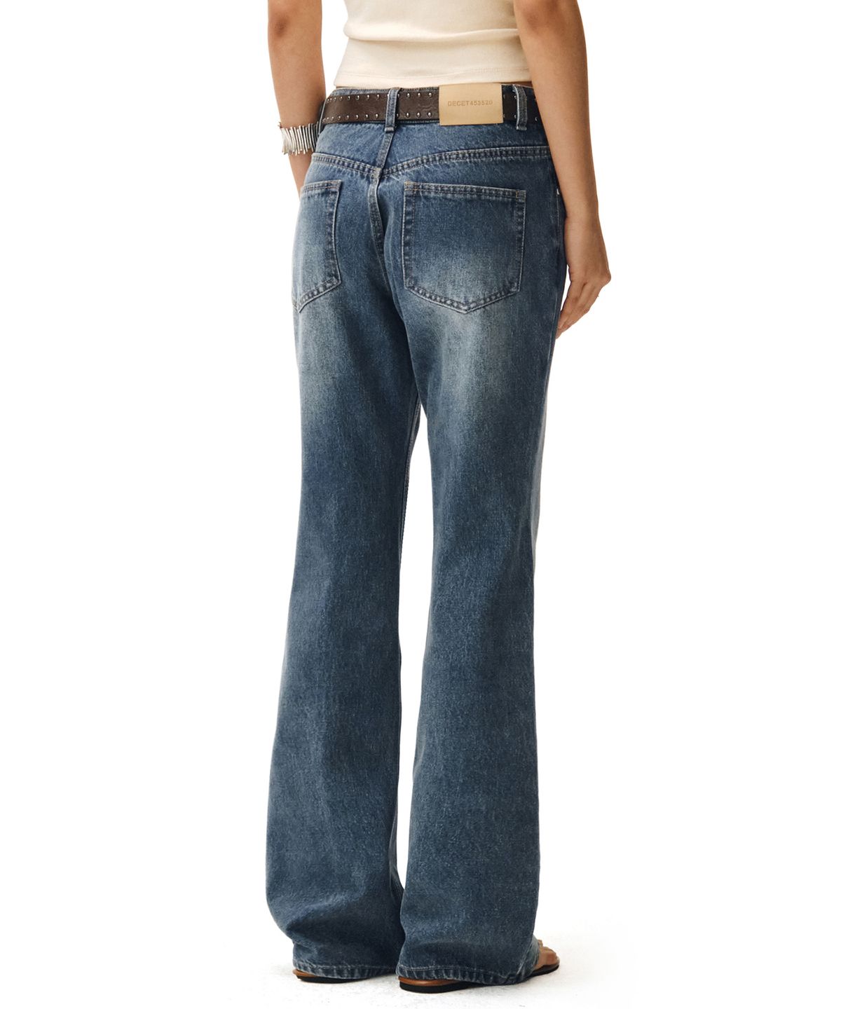 데케트 우먼(DECET WOMEN) Signature Low Rise Semi Flared Jeans DCWPT003BlueB