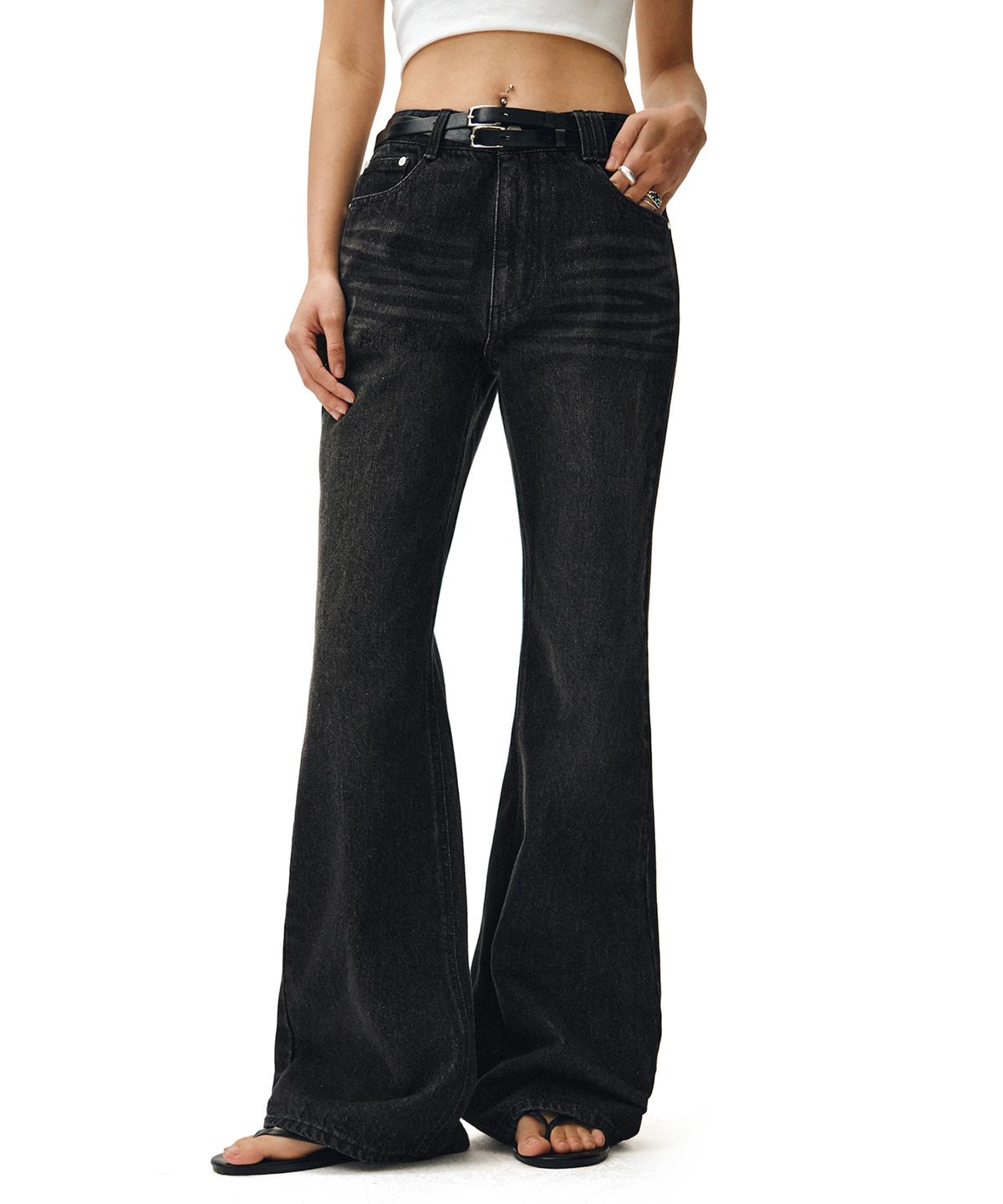 데케트 우먼(DECET WOMEN) Signature Semi Flared Jeans DCWPT002BlackB