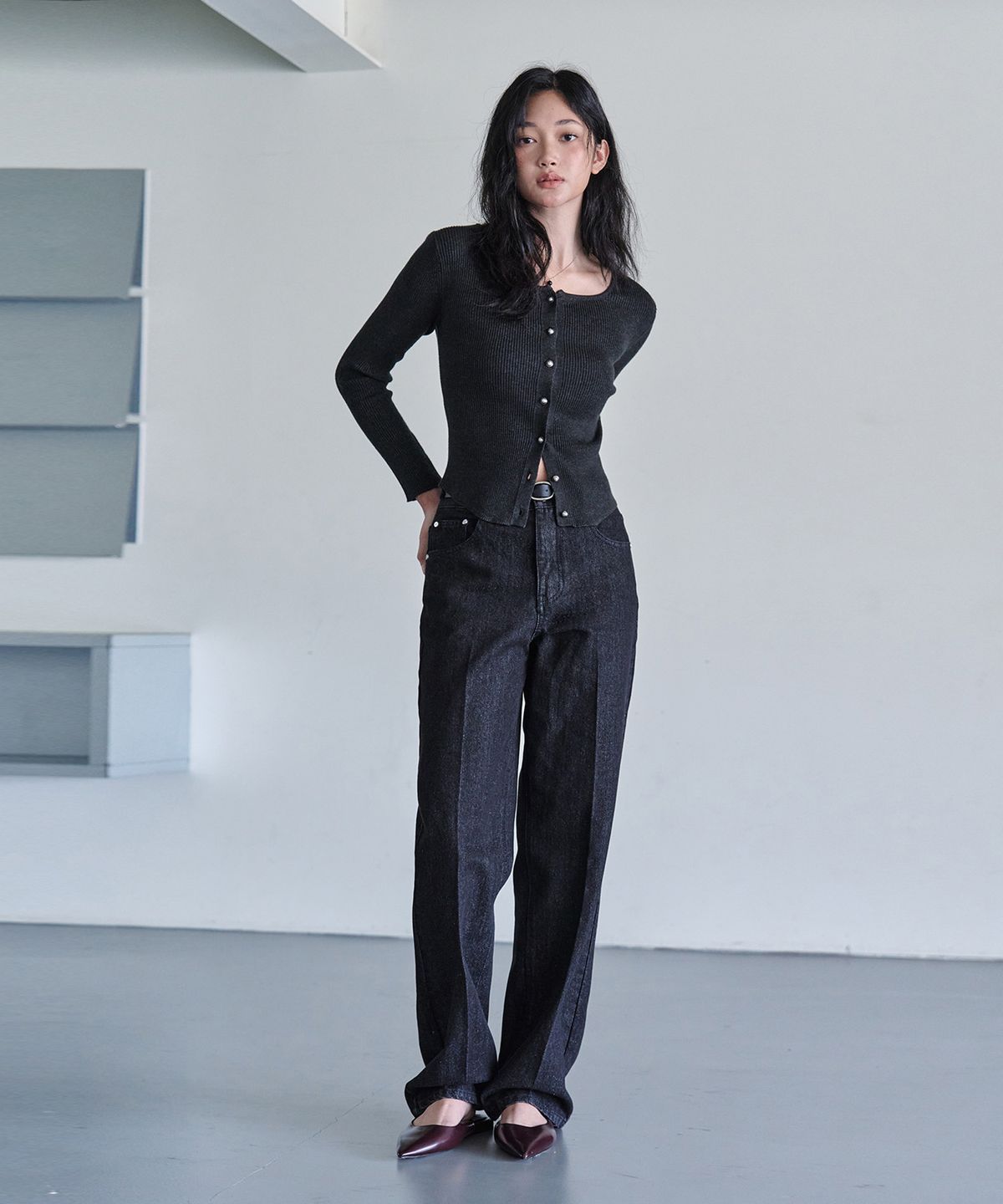 데케트 우먼(DECET WOMEN) Signature Straight Jeans DCWPT001Black