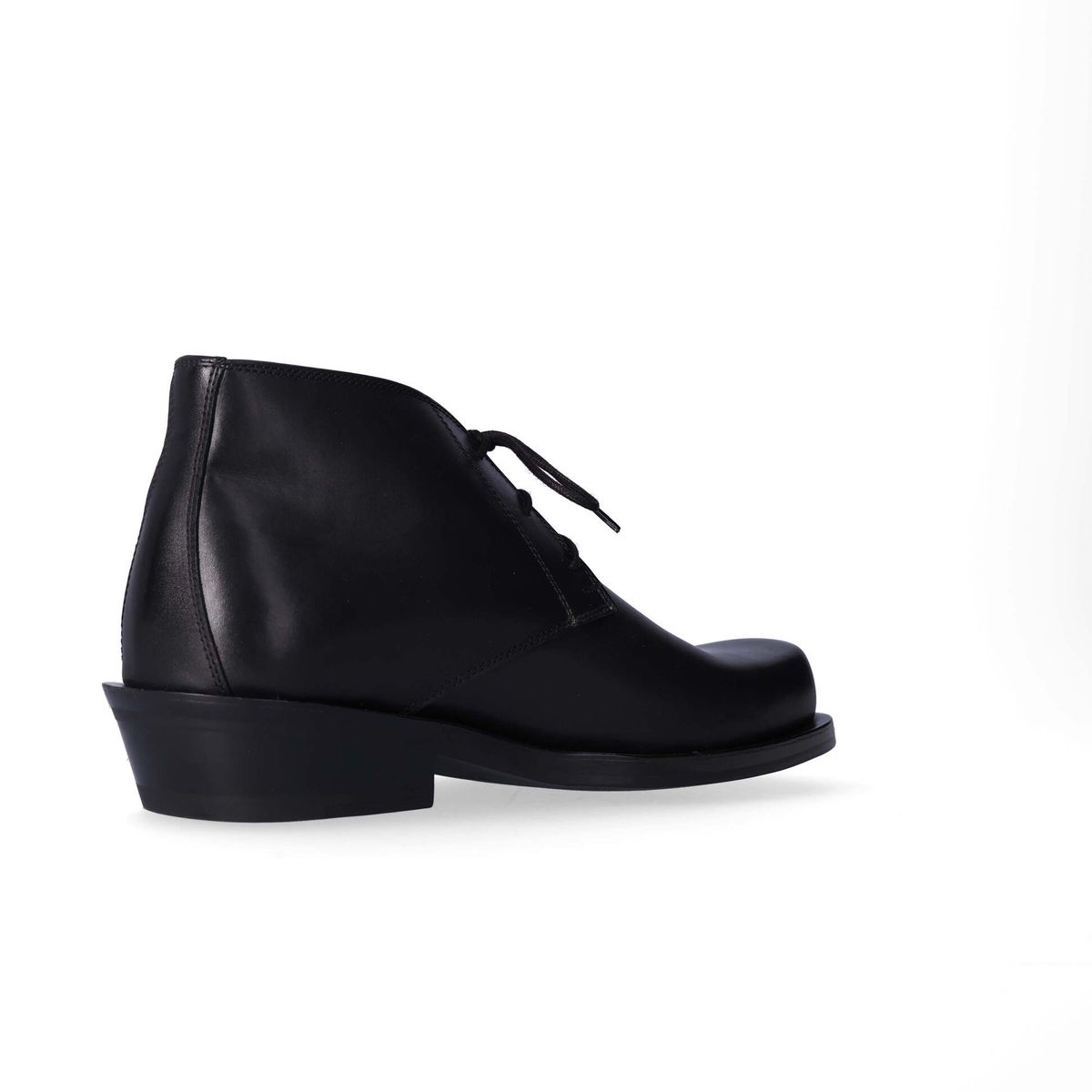 누스미크(NUOSMIQ) BASA Chukka Boots Black