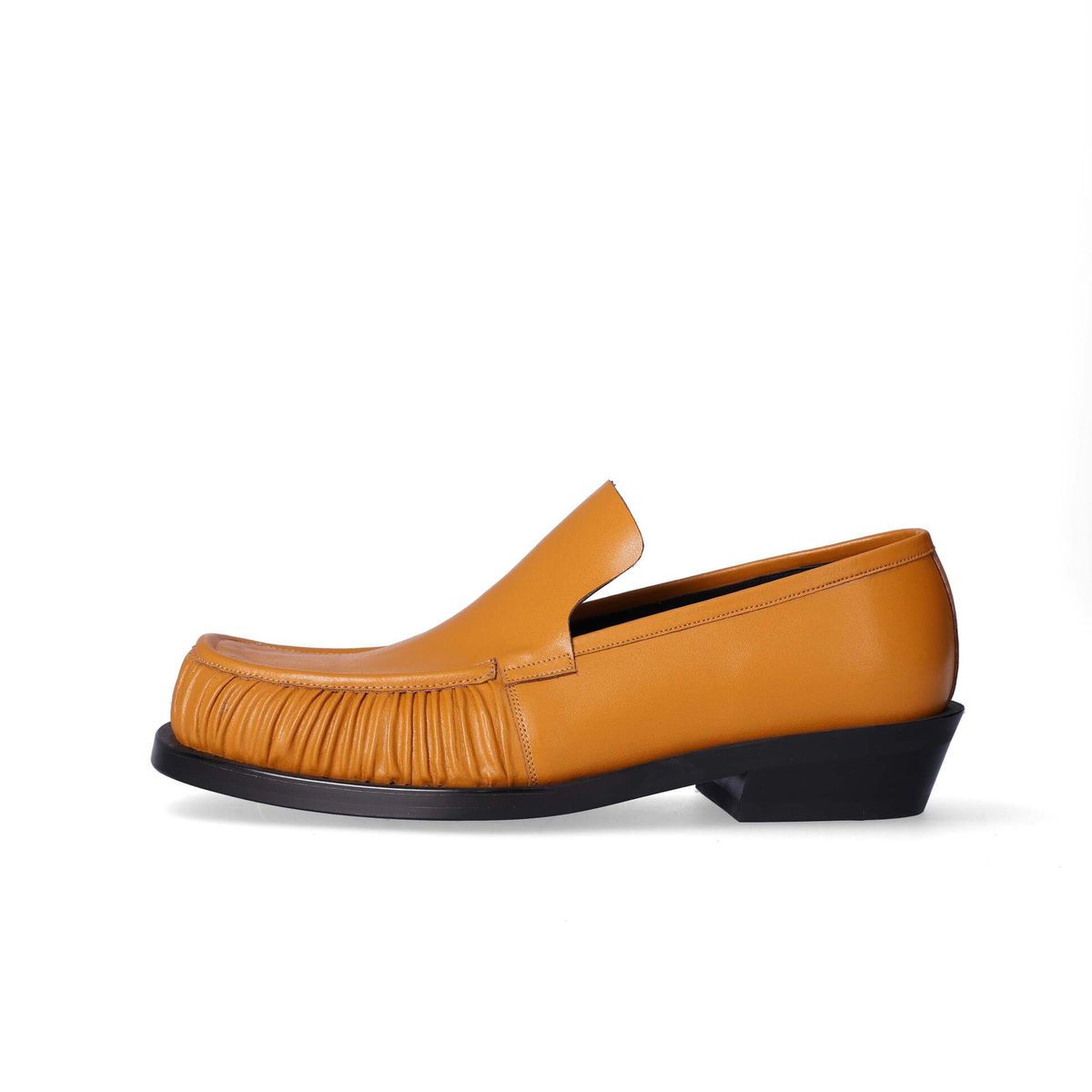 누스미크(NUOSMIQ) SINA Winkle Loafers Orange