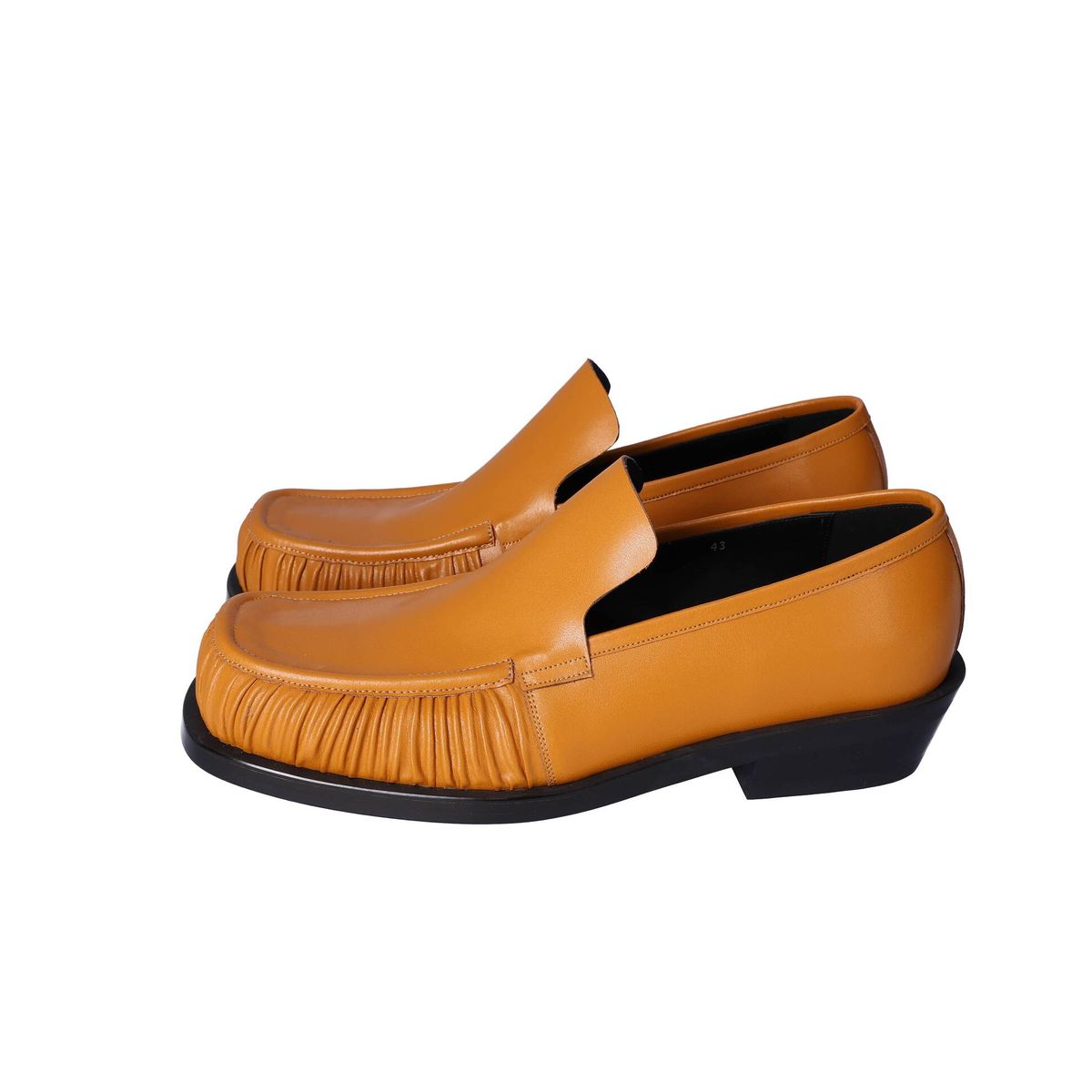 누스미크(NUOSMIQ) SINA Winkle Loafers Orange