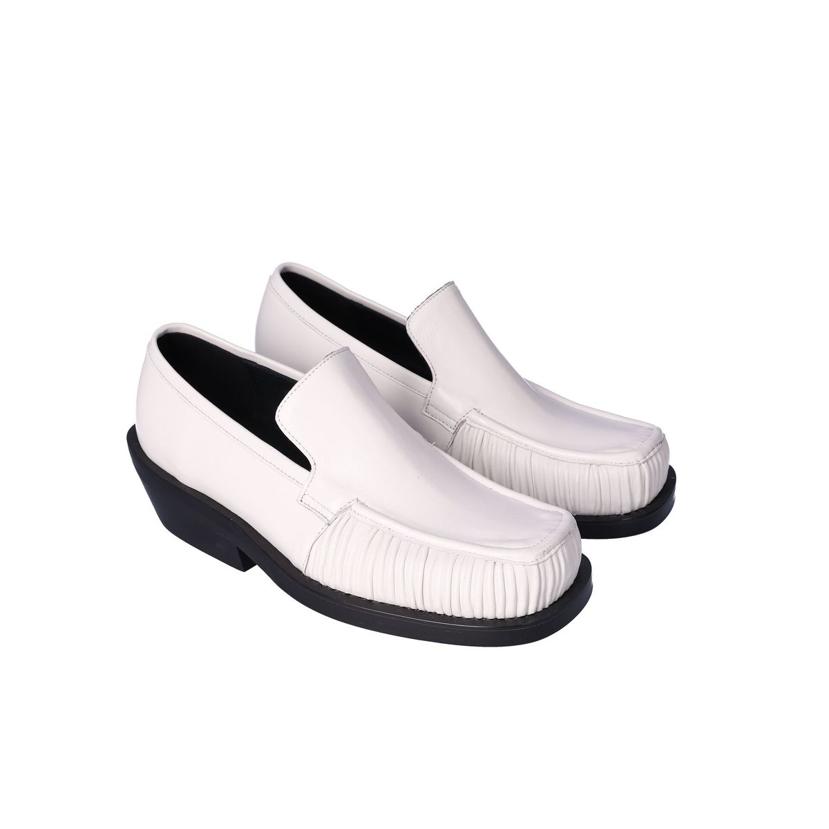 누스미크(NUOSMIQ) SINA Winkle Loafers Ivory
