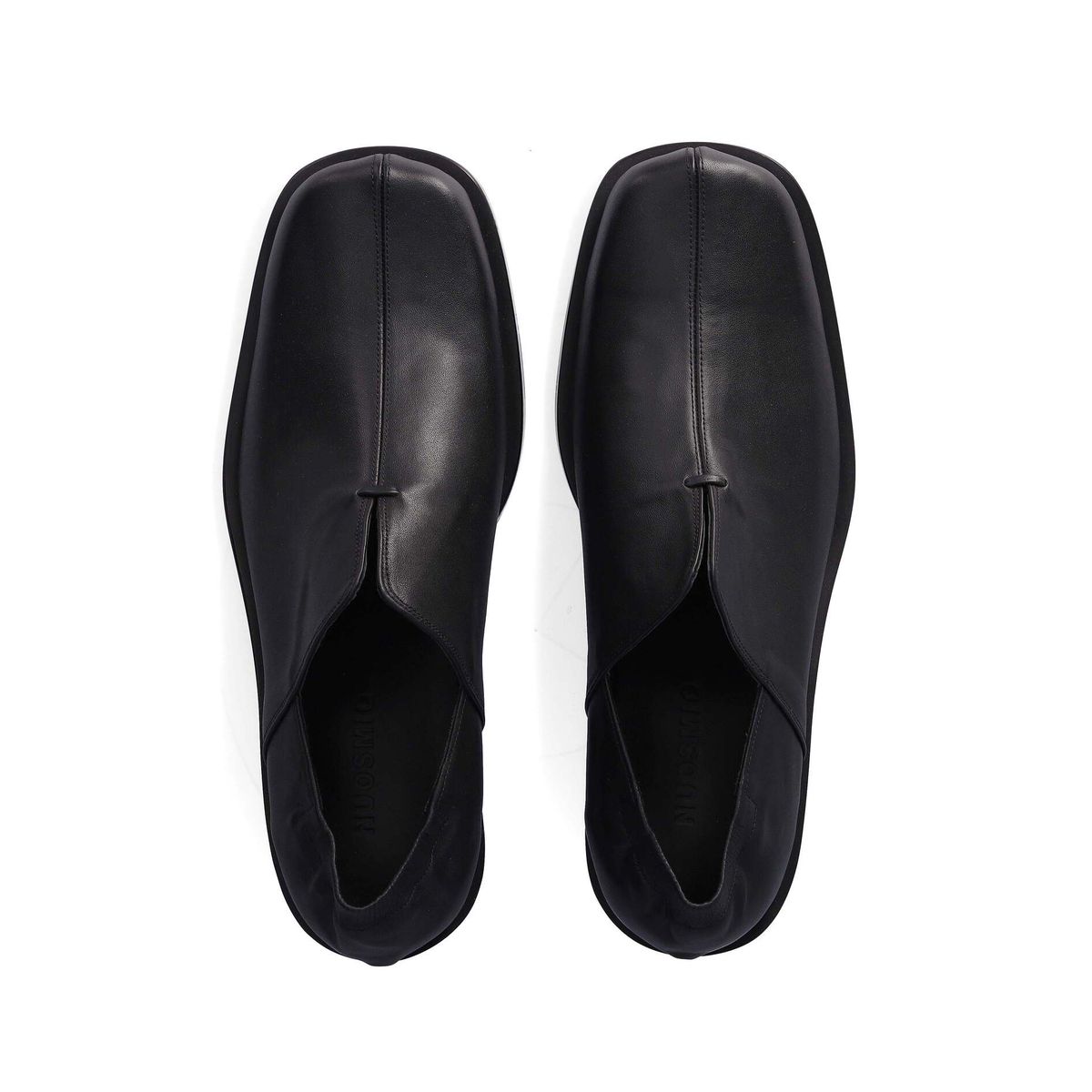 누스미크(NUOSMIQ) NUJAN Slip-Loafers Black