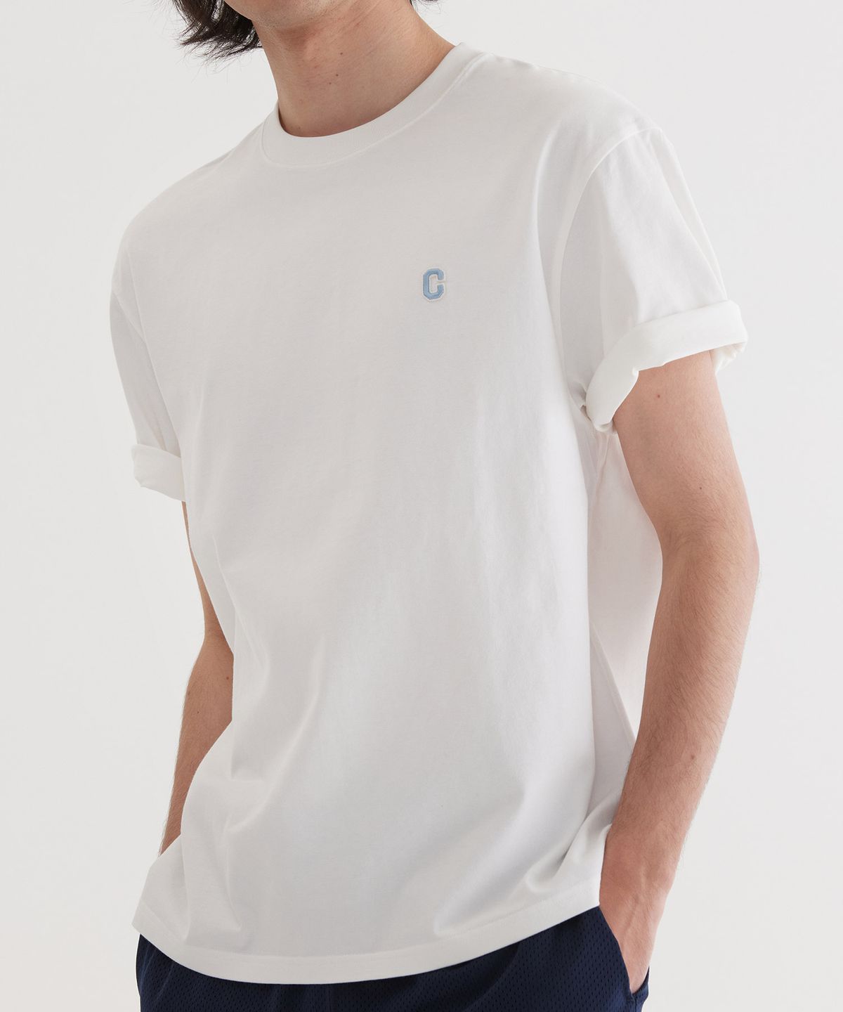 커버낫(COVERNAT) 스몰 C 로고 티셔츠 White
