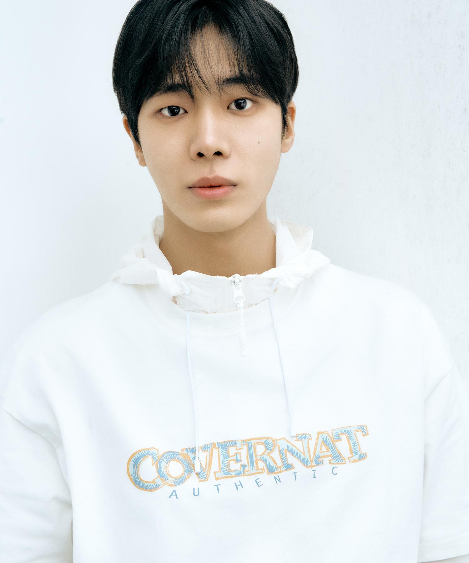 Tシャツ・カットソー COVERNAT Multicolor Logo Graphic T-Shirt White MUSINSA公式 | COVERNAT Multicolor Logo Graphic T-Shirt White