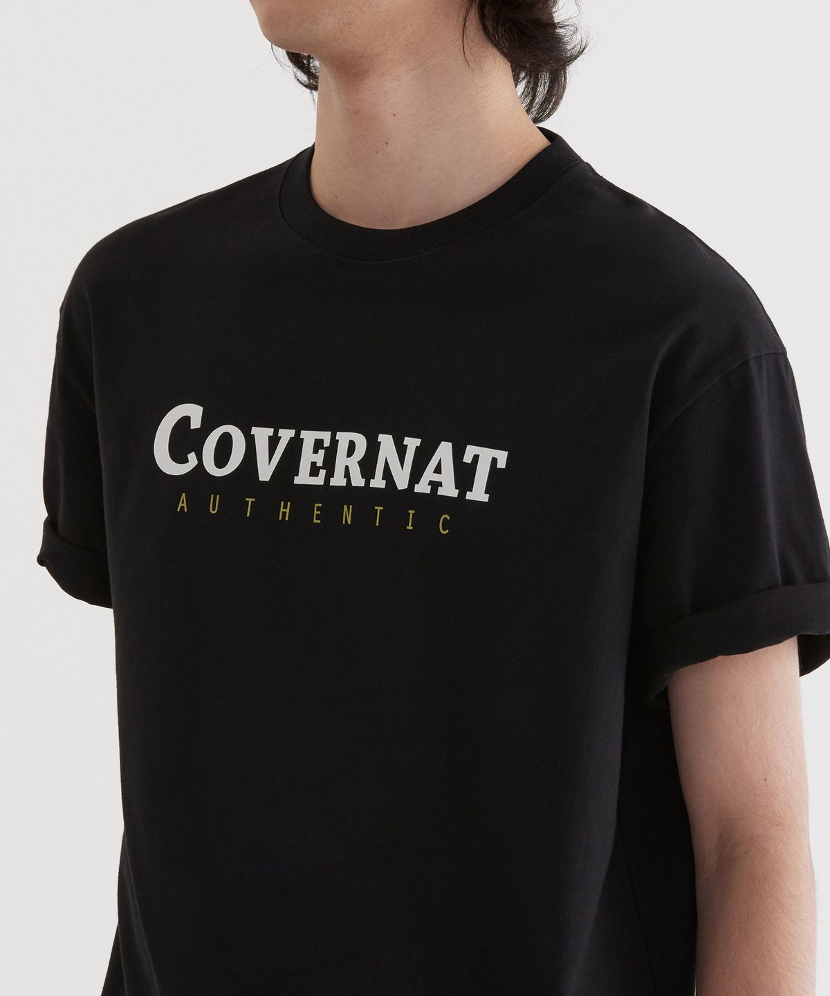 커버낫(COVERNAT) 센터 어센틱 티셔츠 Black