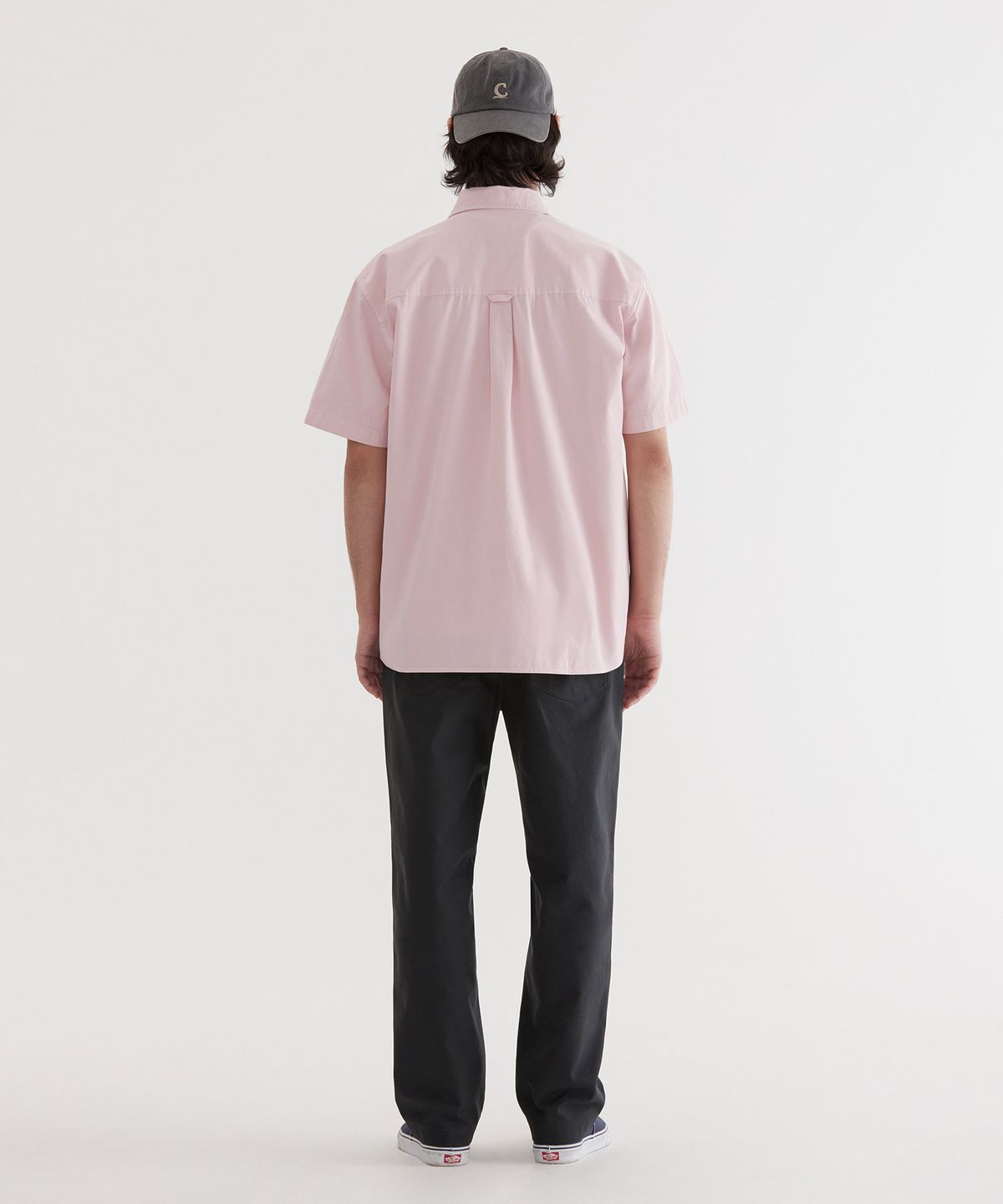커버낫(COVERNAT) C 로고 피그먼트 옥스포드 하프 셔츠 Light Pink