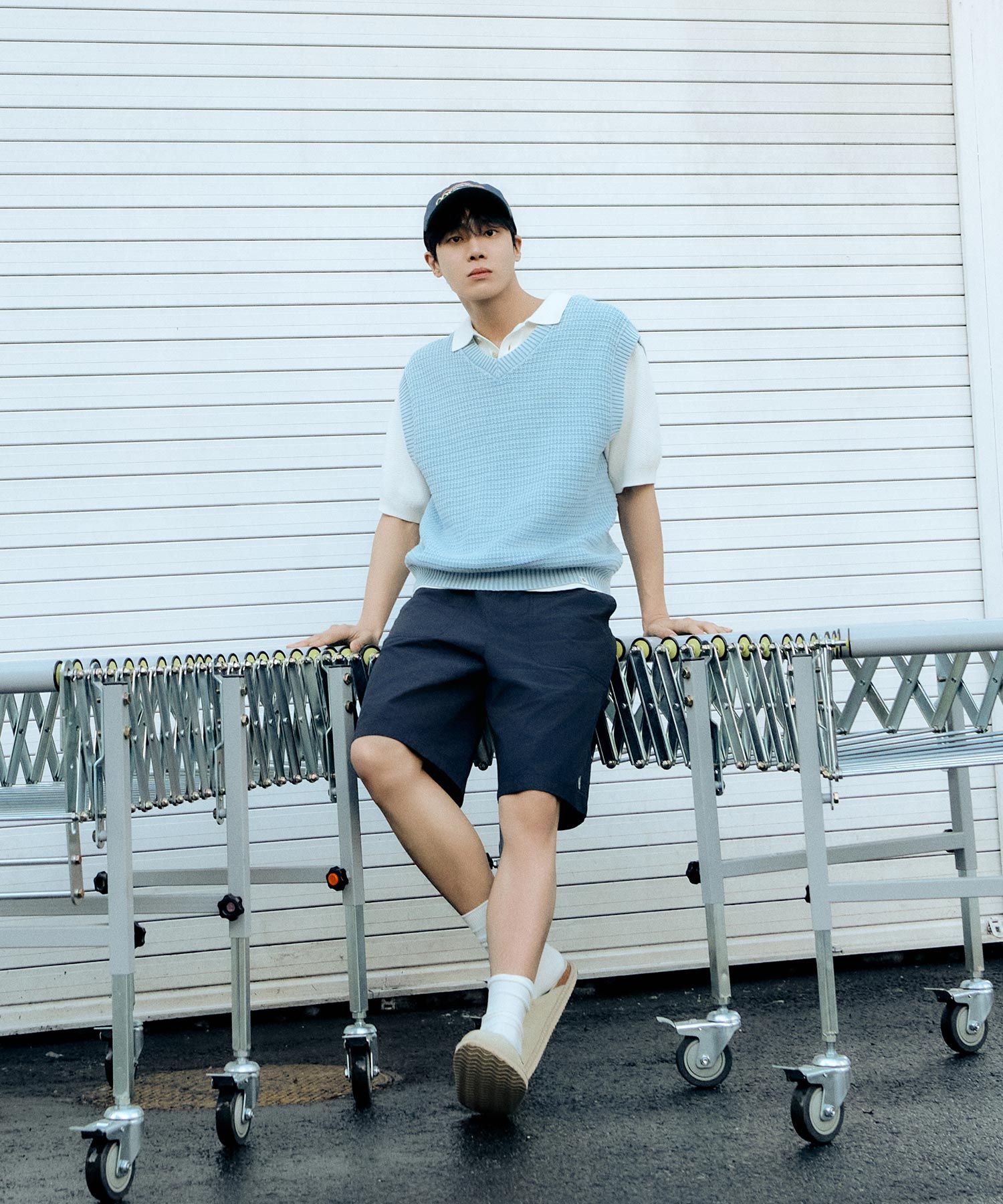MUSINSA | COVERNAT Stone Washed Knit Vest Blue