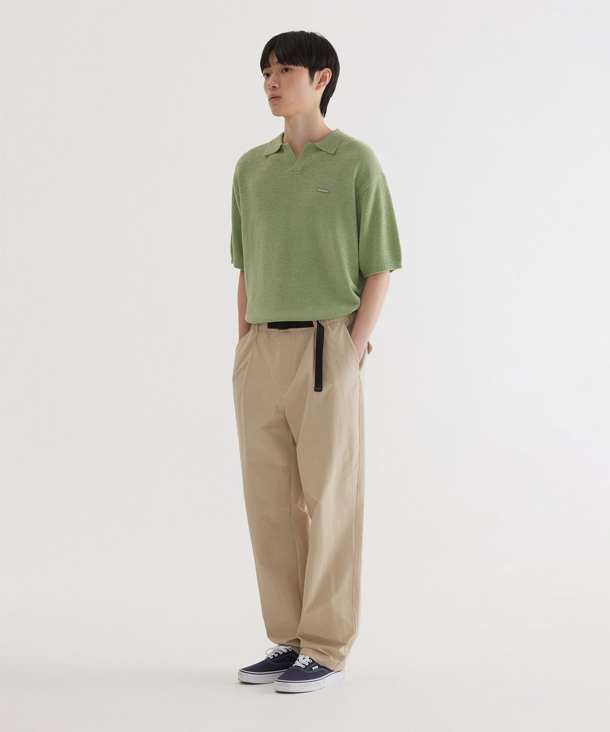 커버낫(COVERNAT) 스몰 어센틱 오픈 카라 하프 니트 Light Green