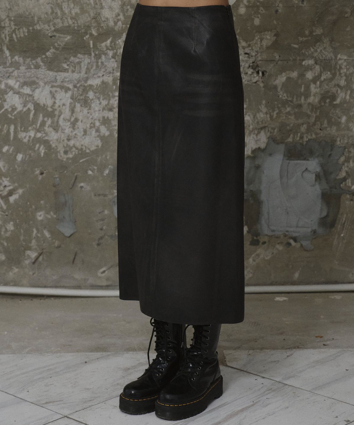 에르에르(ERER) Vintage Wash Leather Long Skirt Black