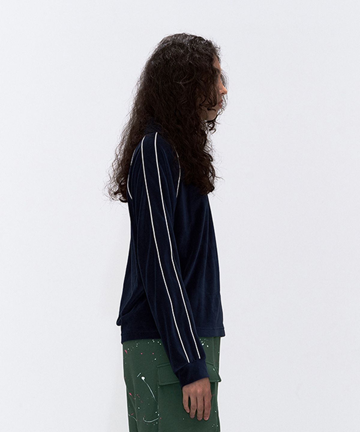 에르에르(ERER) Velour Piped Collar Tee Navy