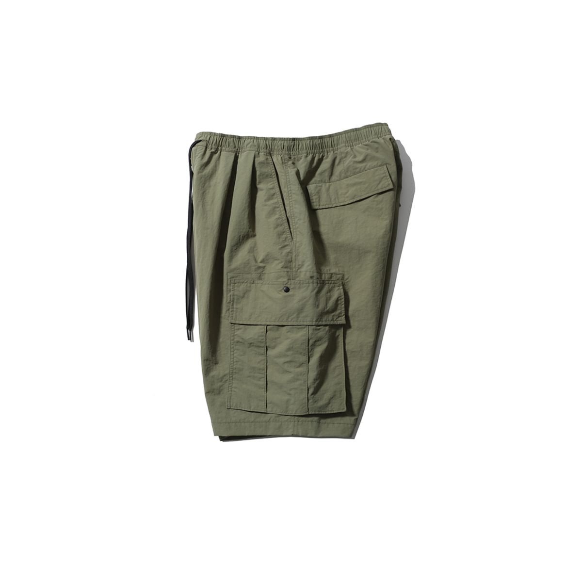 모이프(MOIF) [SS25] OVER MIL 6P SHORTS / FOLIAGE GREEN