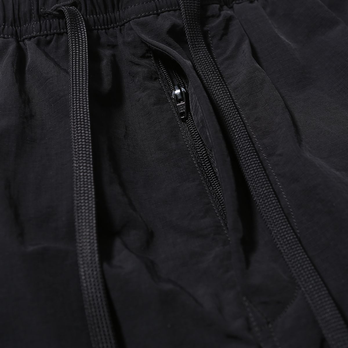 모이프(MOIF) [SS25] OVER MIL 6P SHORTS / BLACK