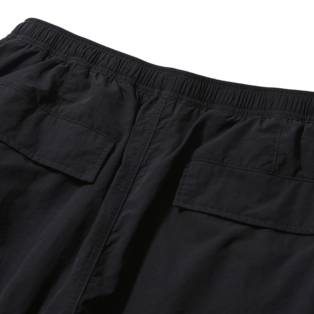 모이프(MOIF) [SS25] OVER MIL 6P SHORTS / BLACK